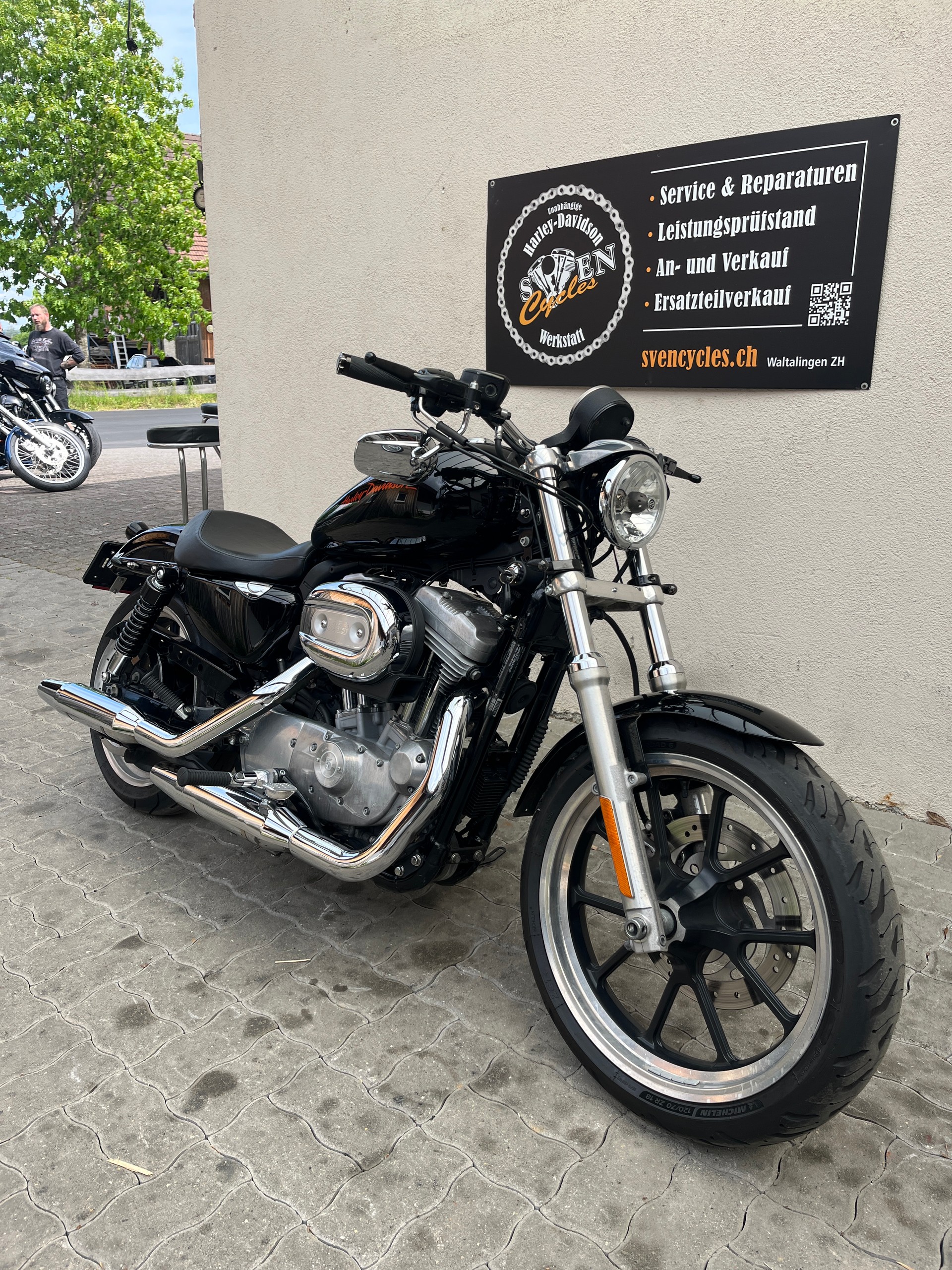 HARLEY-DAVIDSON XL 883 L Sportster Super Low-image-1