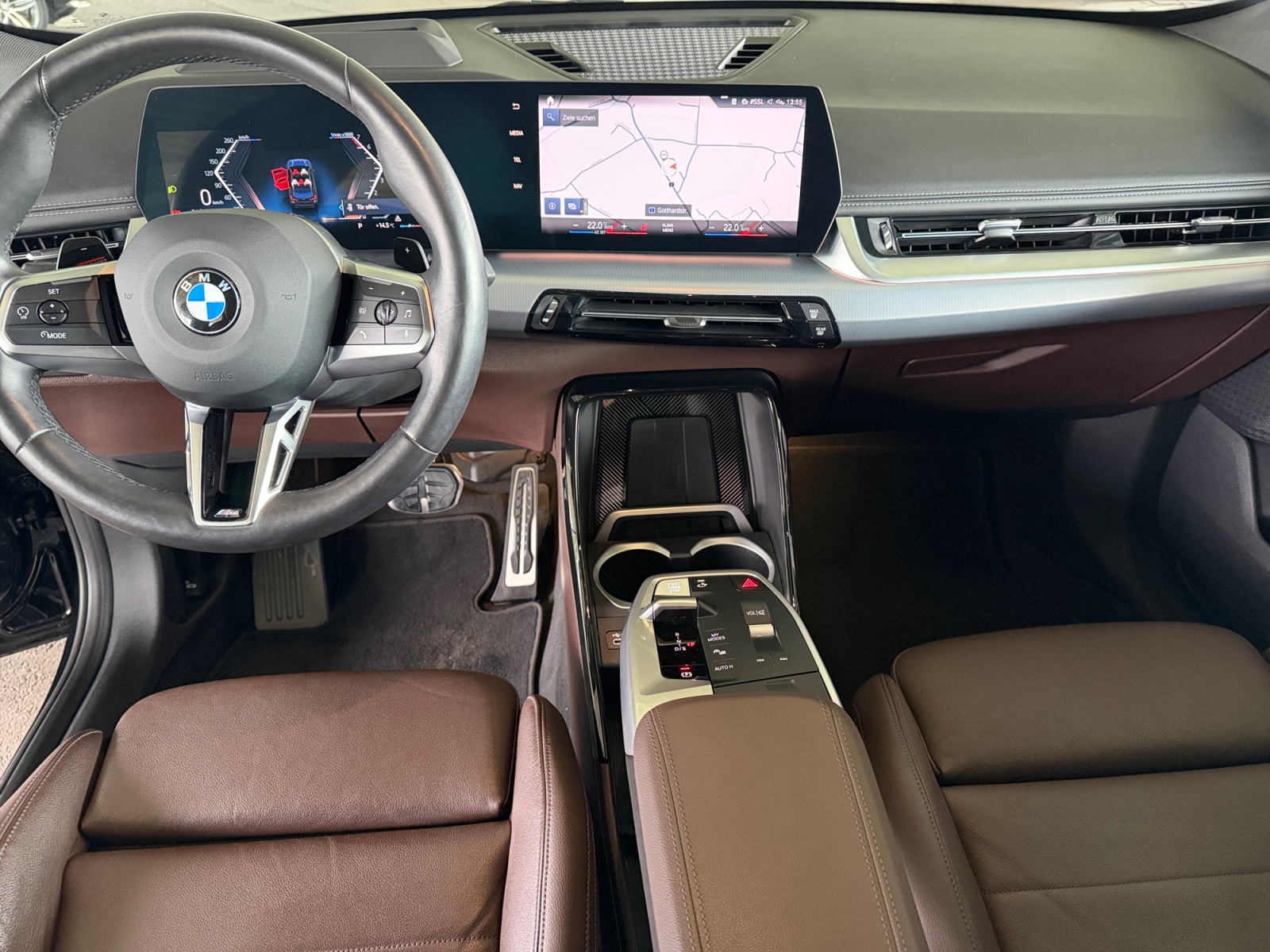 BMW X1 23i xDrive paddles-image-9