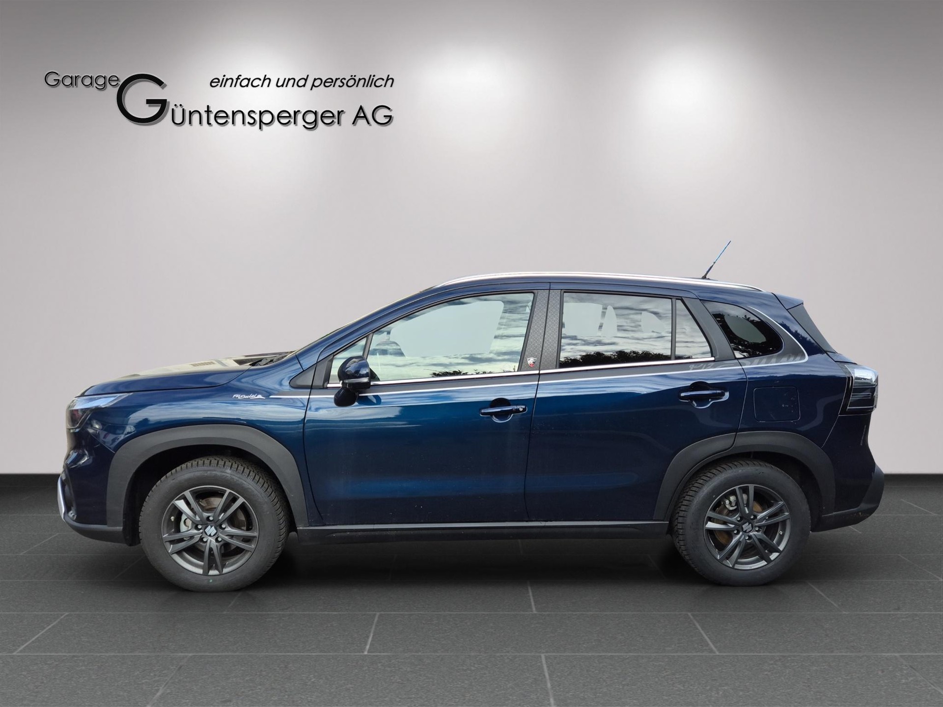 SUZUKI S-Cross 1.5 Piz Sulai Top Hybrid 4x4-showroom-element-1