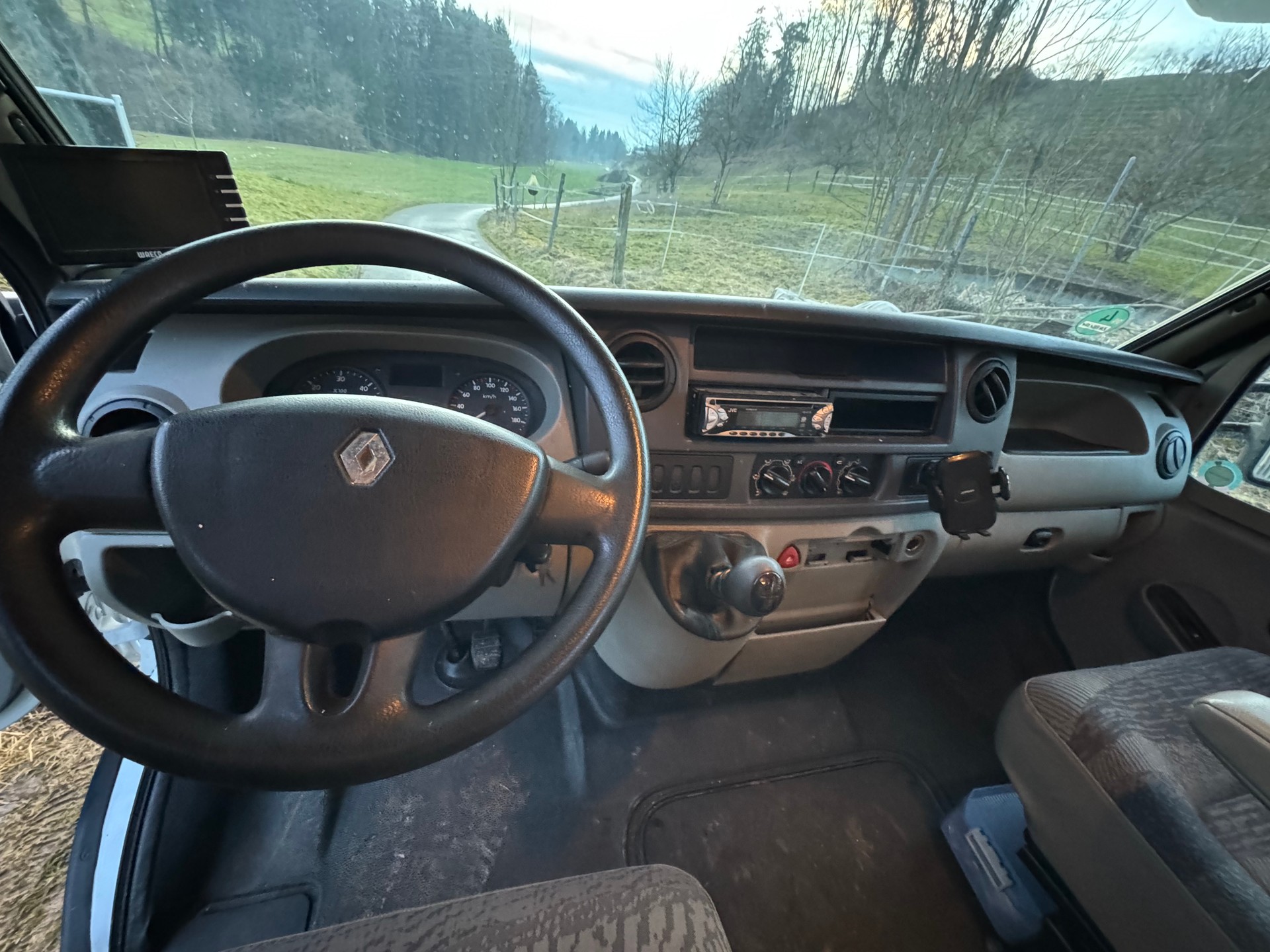 KNAUS Sun Traveller 2.8 TDI Renault Master-image-10
