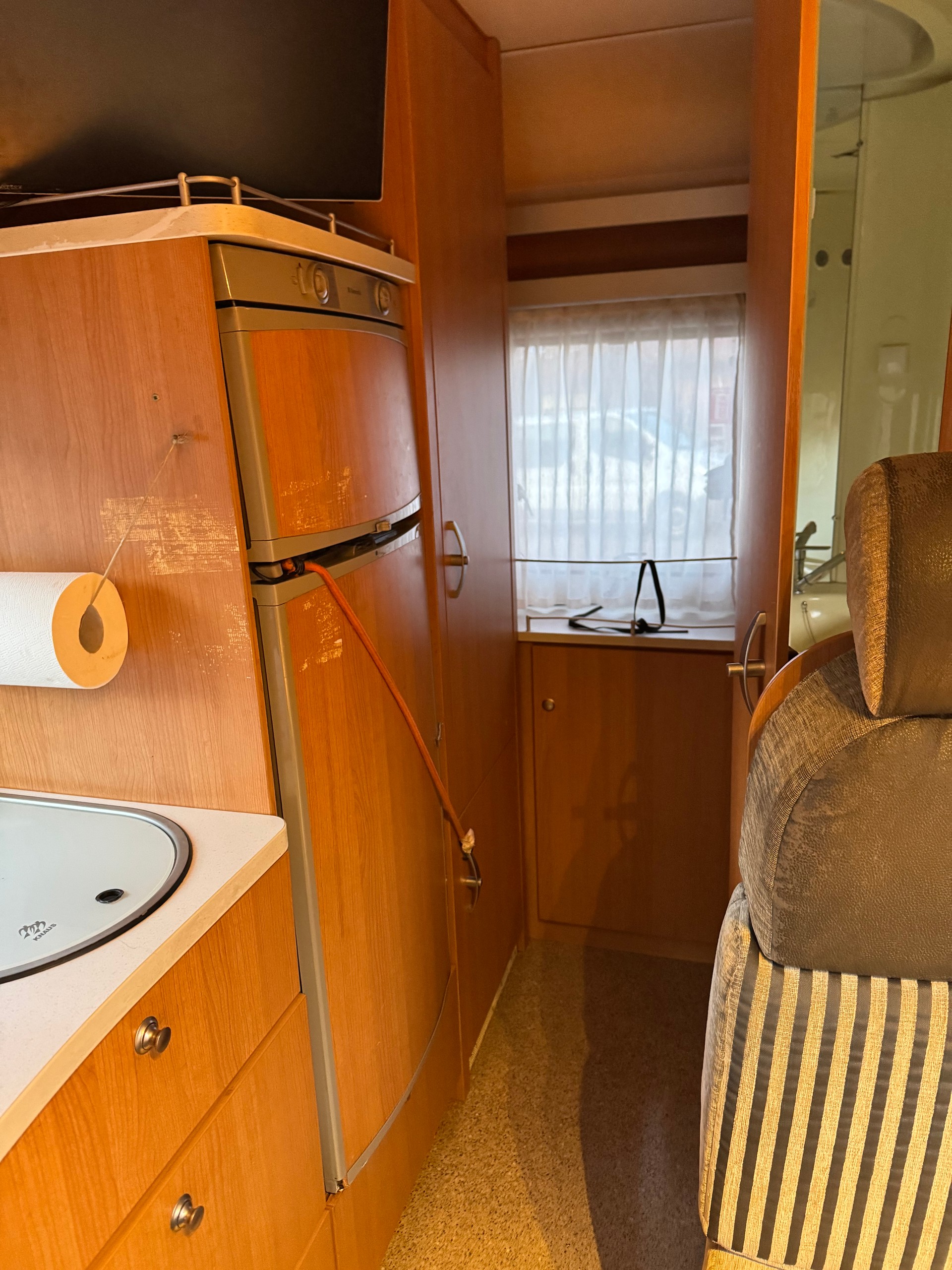 KNAUS Sun Traveller 2.8 TDI Renault Master-image-8