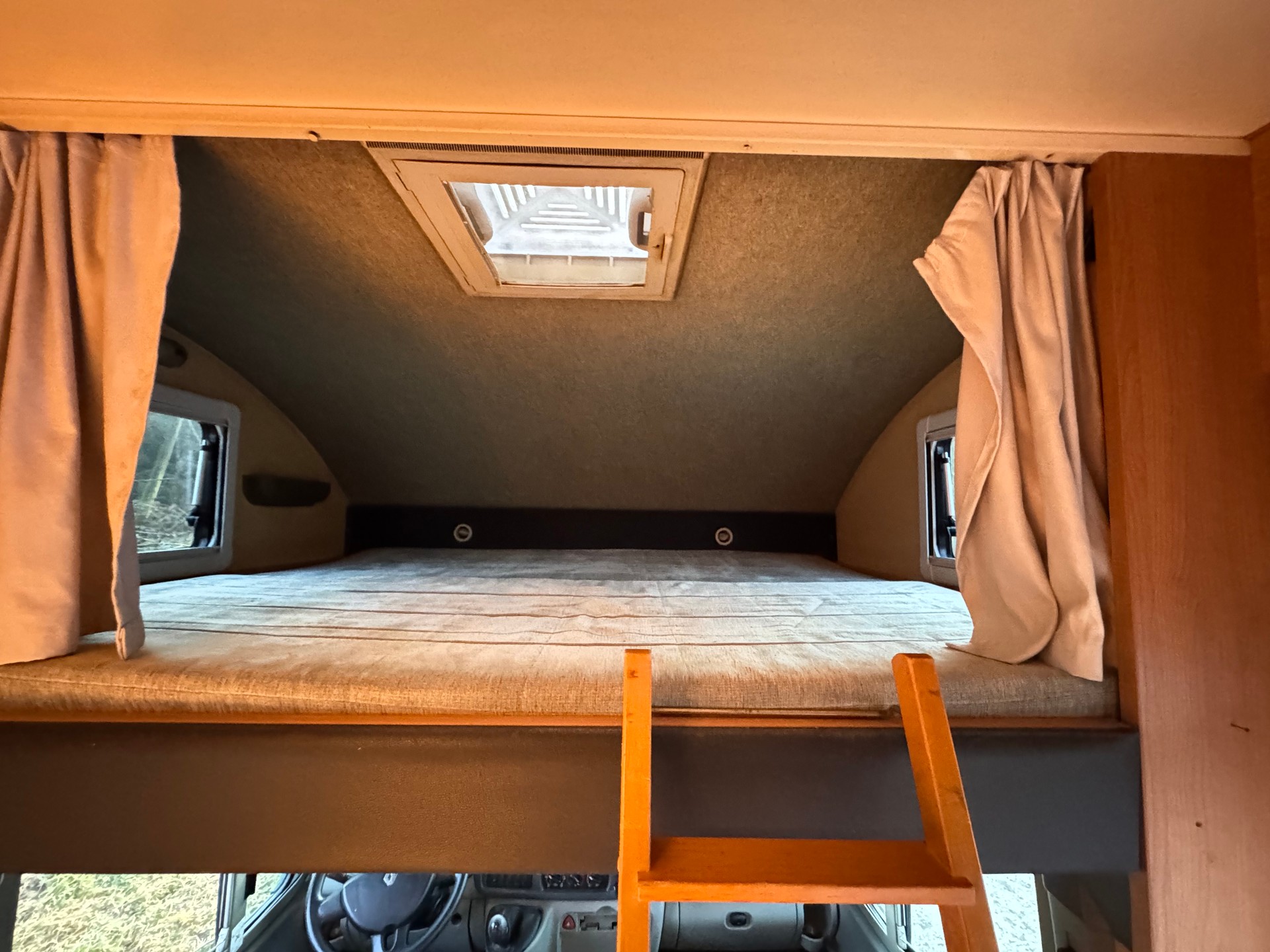 KNAUS Sun Traveller 2.8 TDI Renault Master-image-5