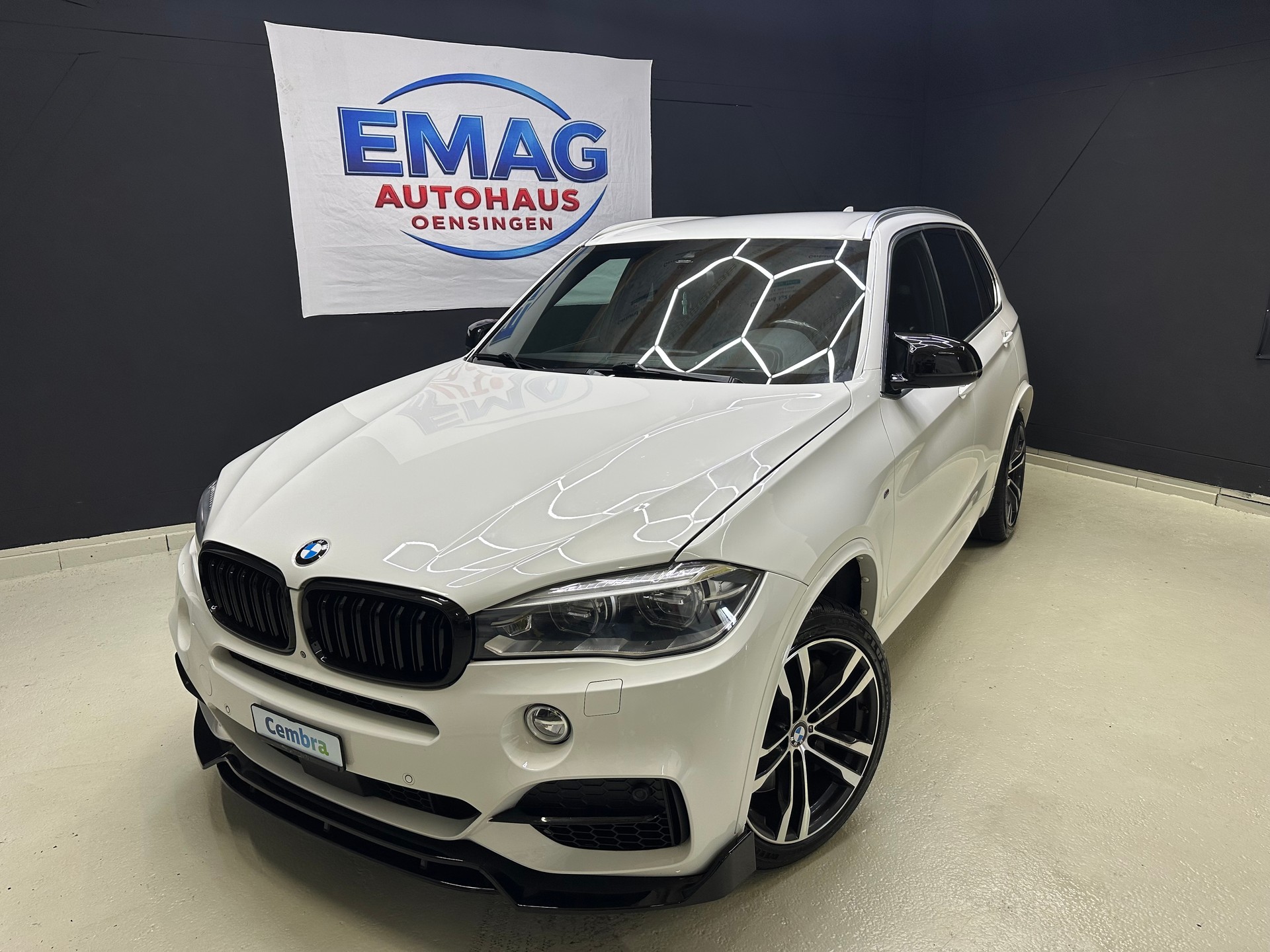 BMW X5 xDrive M50d Steptronic-image-1