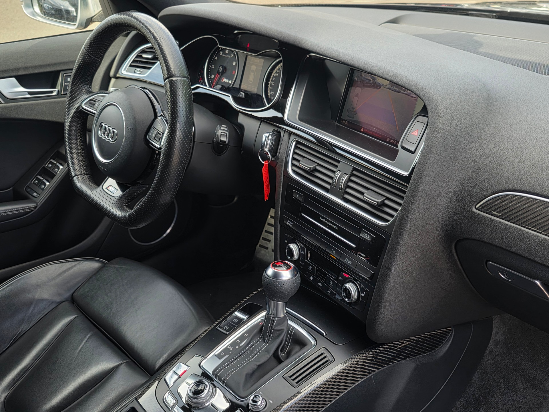 AUDI RS4 Avant 4.2 FSI V8 Quattro S-tronic * CH-Fahrzeug * Frisch ab MFK *-image-25