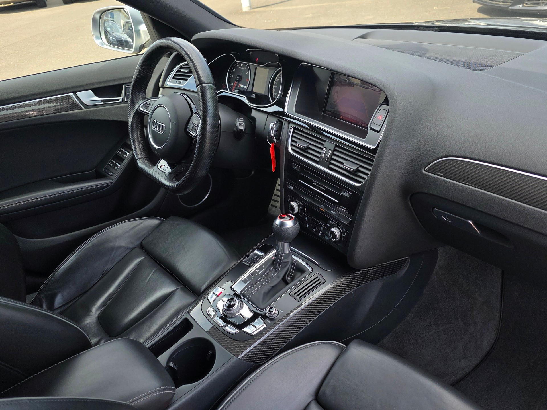 AUDI RS4 Avant 4.2 FSI V8 Quattro S-tronic * CH-Fahrzeug * Frisch ab MFK *-image-24