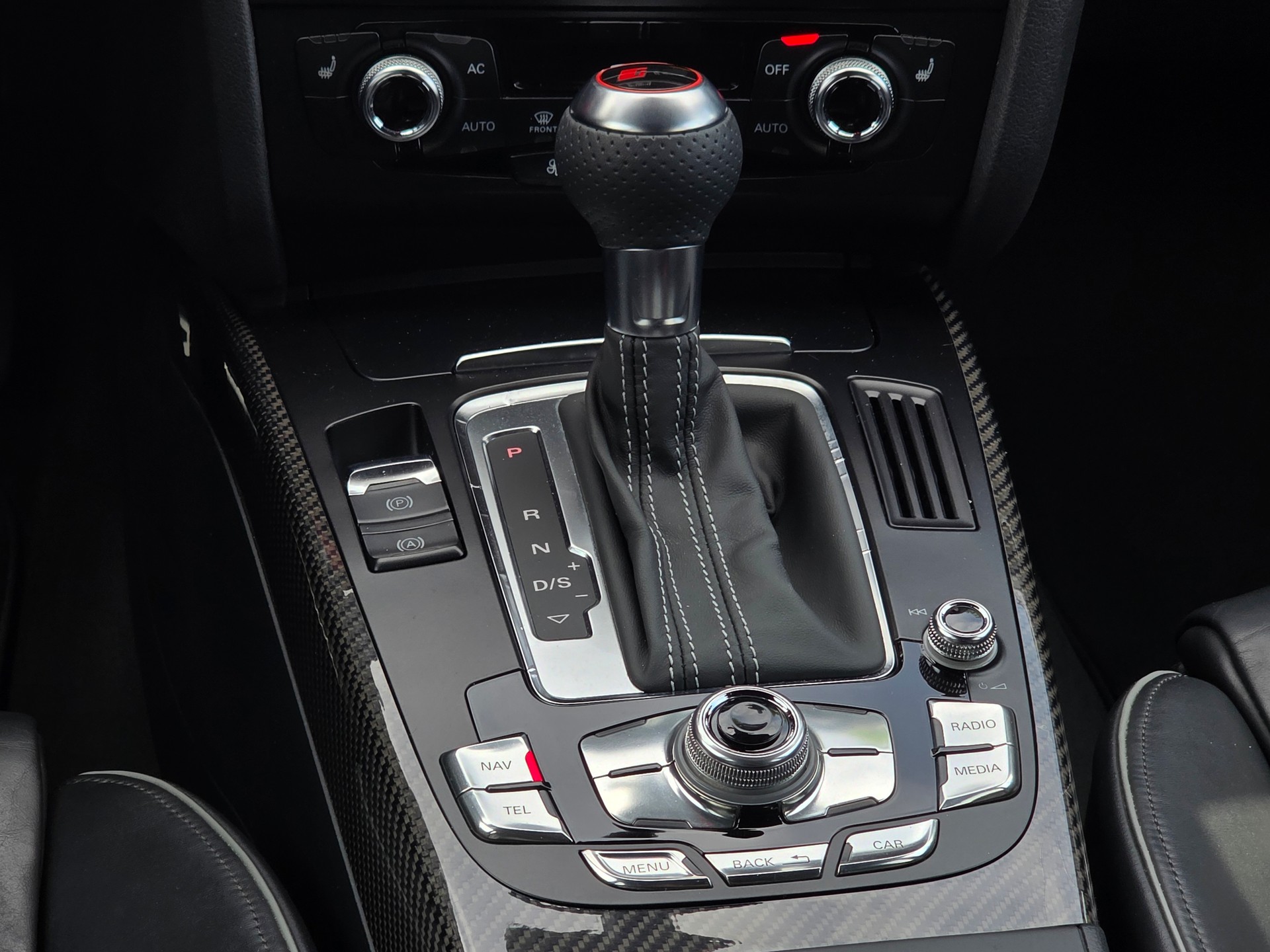 AUDI RS4 Avant 4.2 FSI V8 Quattro S-tronic * CH-Fahrzeug * Frisch ab MFK *-image-21