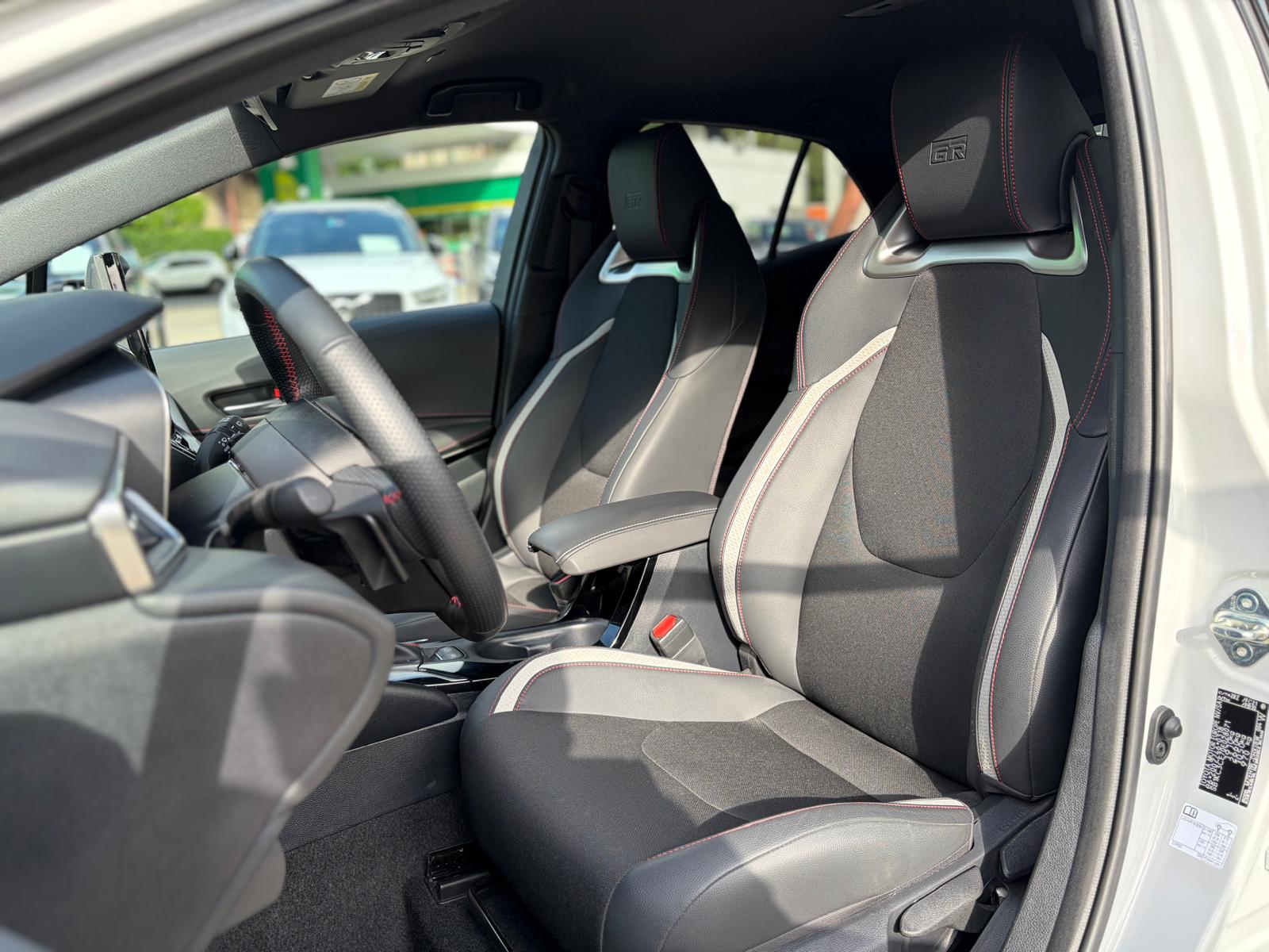 TOYOTA Corolla 2.0 HSD GR Sport e- CVT-image-9