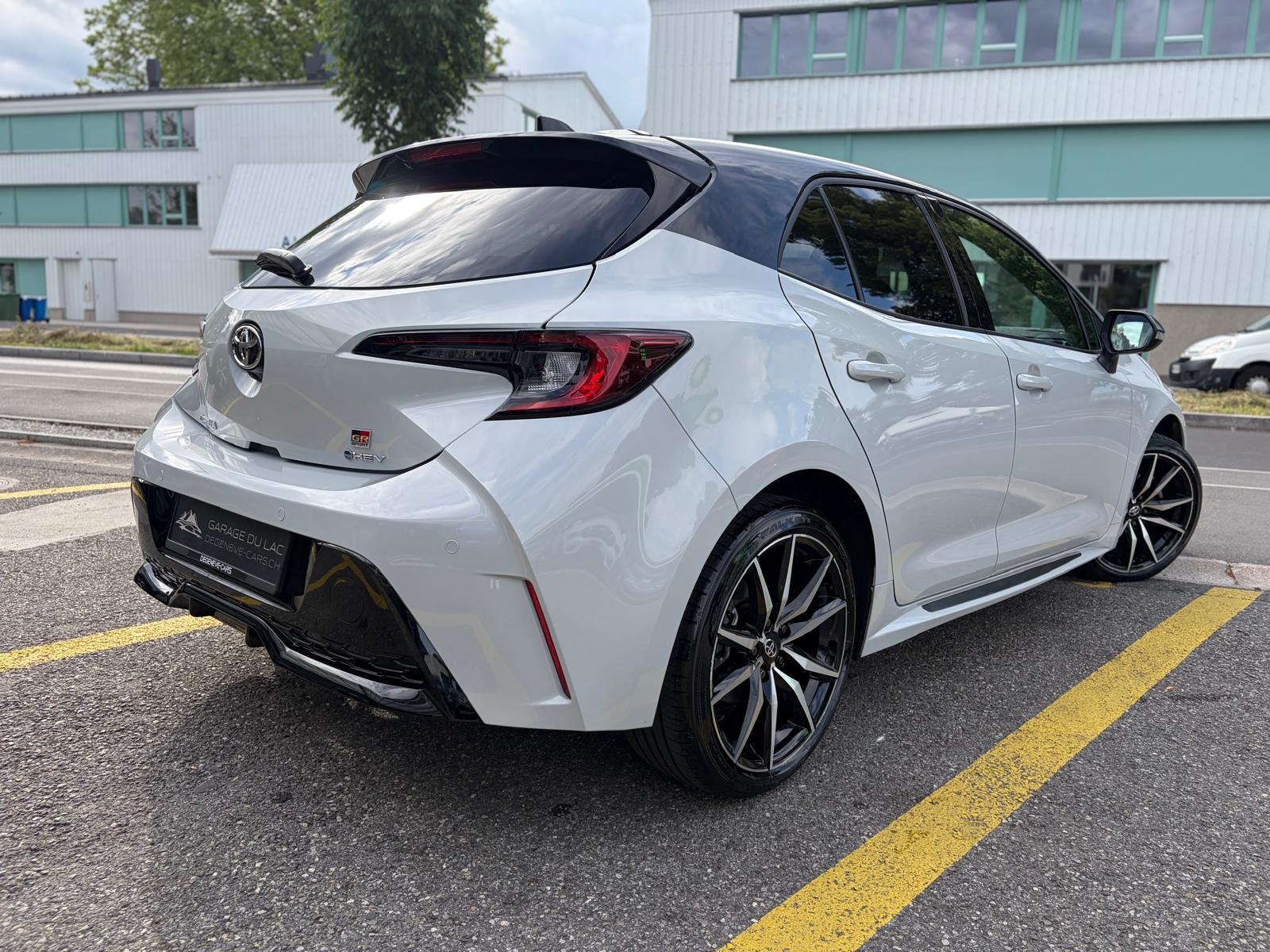 TOYOTA Corolla 2.0 HSD GR Sport e- CVT-image-3