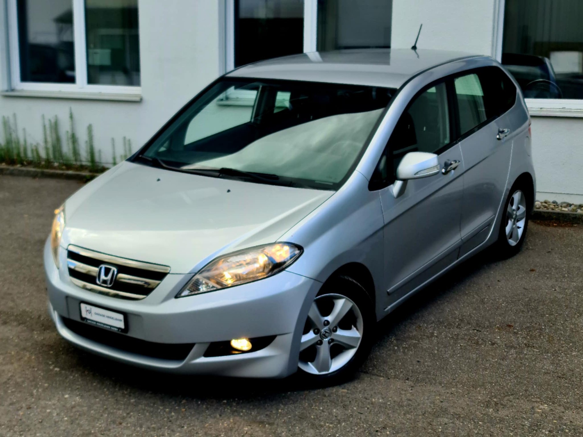 HONDA FR-V 1.8i Comfort-image-0
