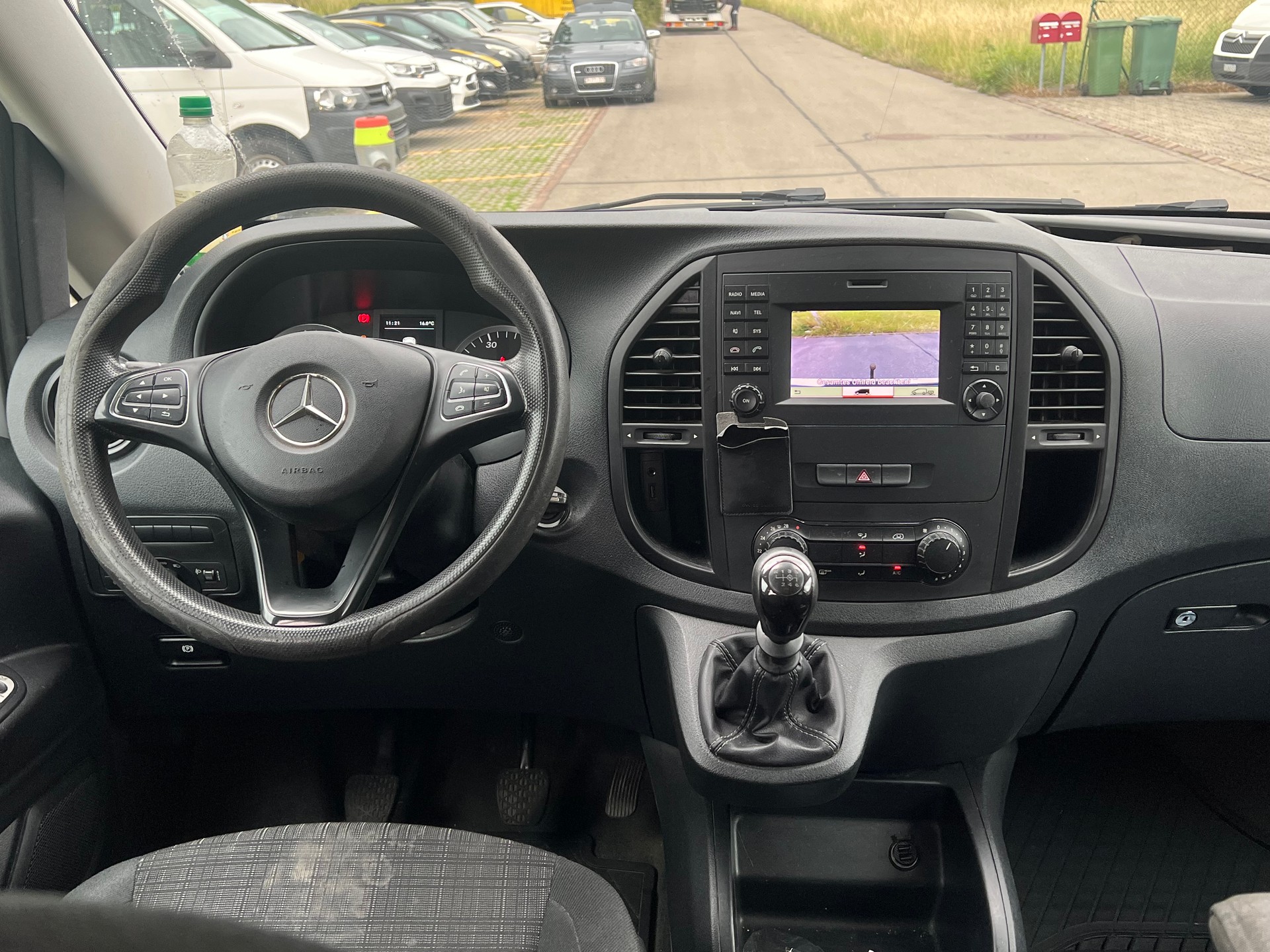 MERCEDES-BENZ Vito 111 BlueTec Tourer Select L-image-7