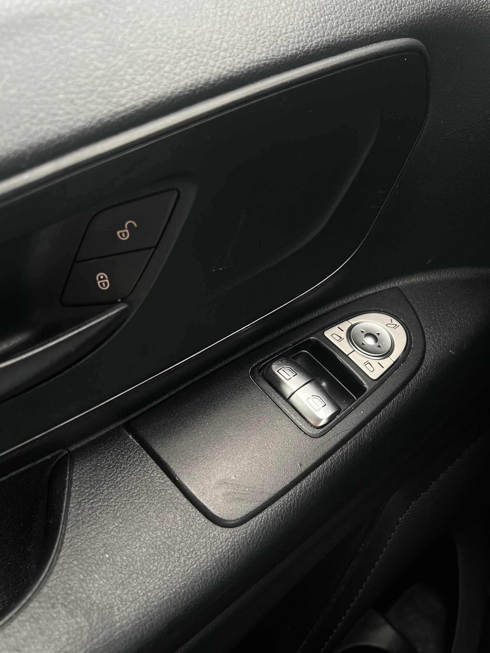 MERCEDES-BENZ Vito 111 BlueTec Tourer Select L-image-13
