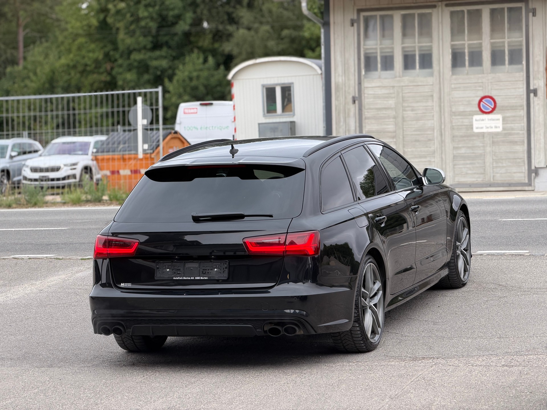 AUDI S6 Avant 4.0 TFSI V8 quattro S-tronic AHK 2.1T-image-4