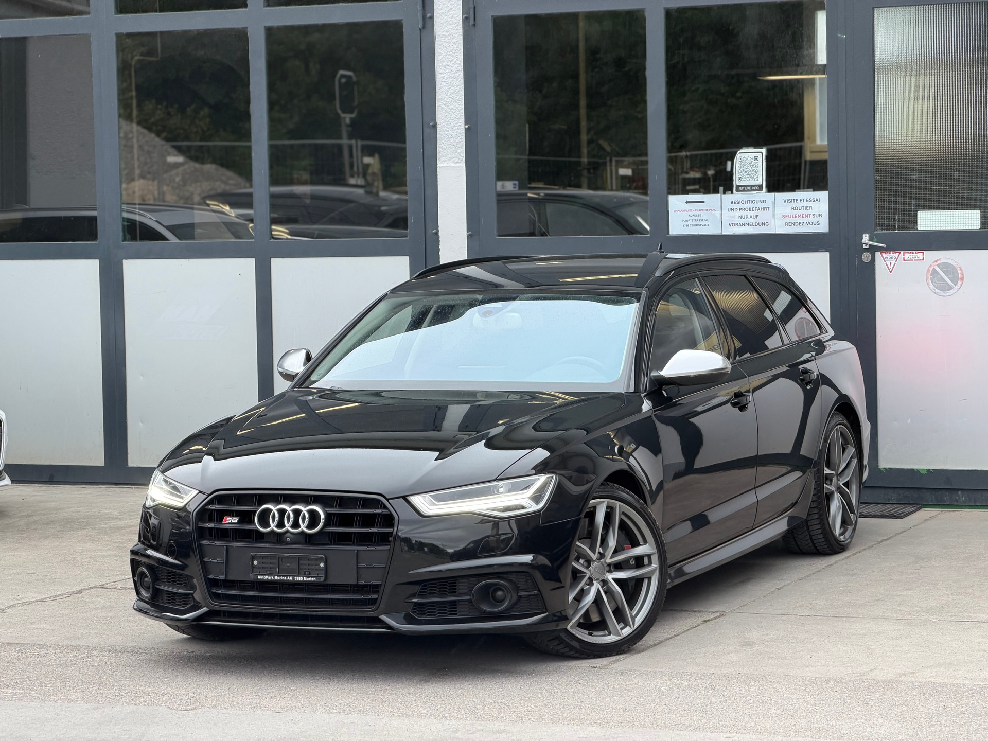 AUDI S6 Avant 4.0 TFSI V8 quattro S-tronic AHK 2.1T-image-0