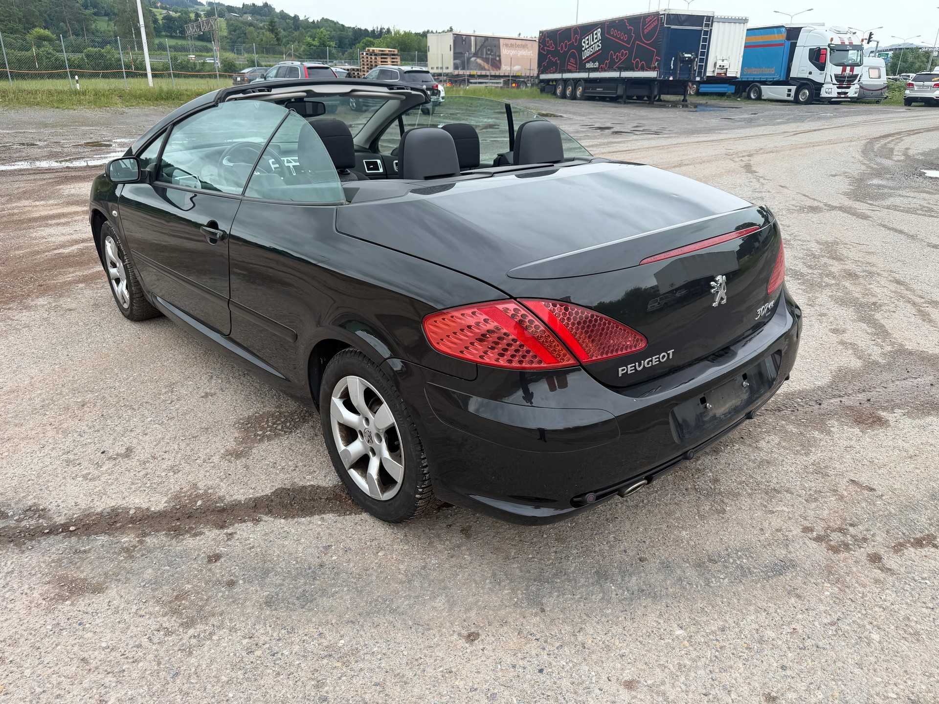 PEUGEOT 307 CC 2.0 HDI Platinum Edition-image-3