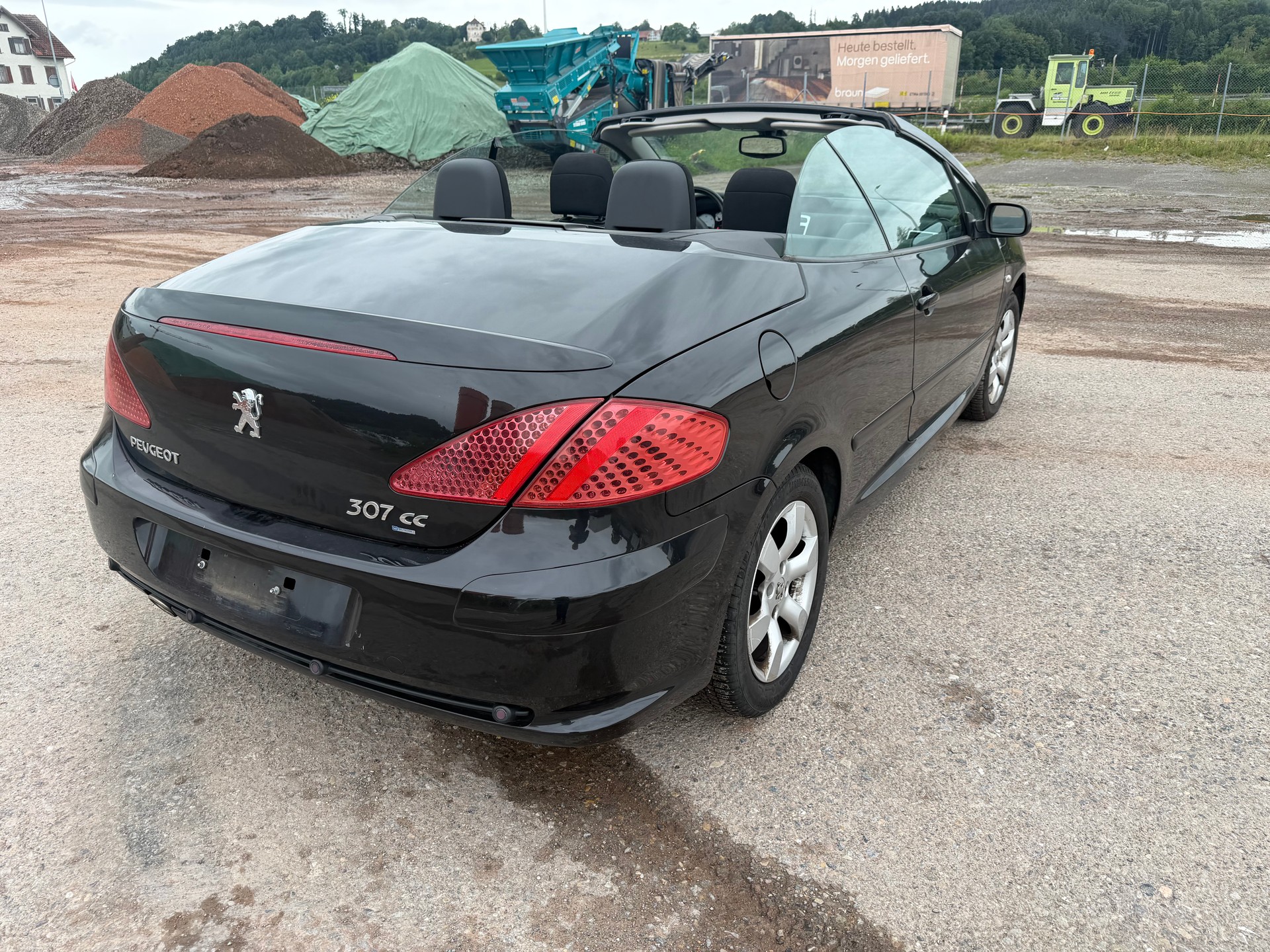 PEUGEOT 307 CC 2.0 HDI Platinum Edition-image-2