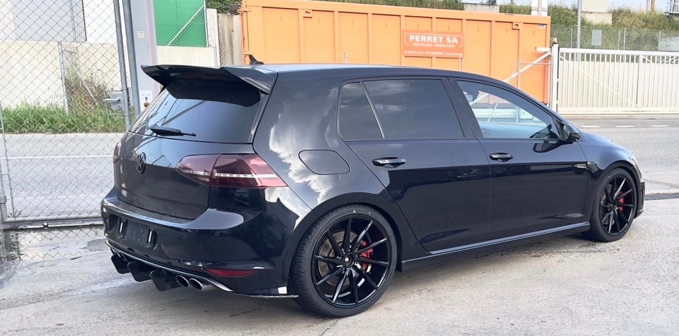 VW Golf 2.0 TSI R 4Motion DSG-image-5
