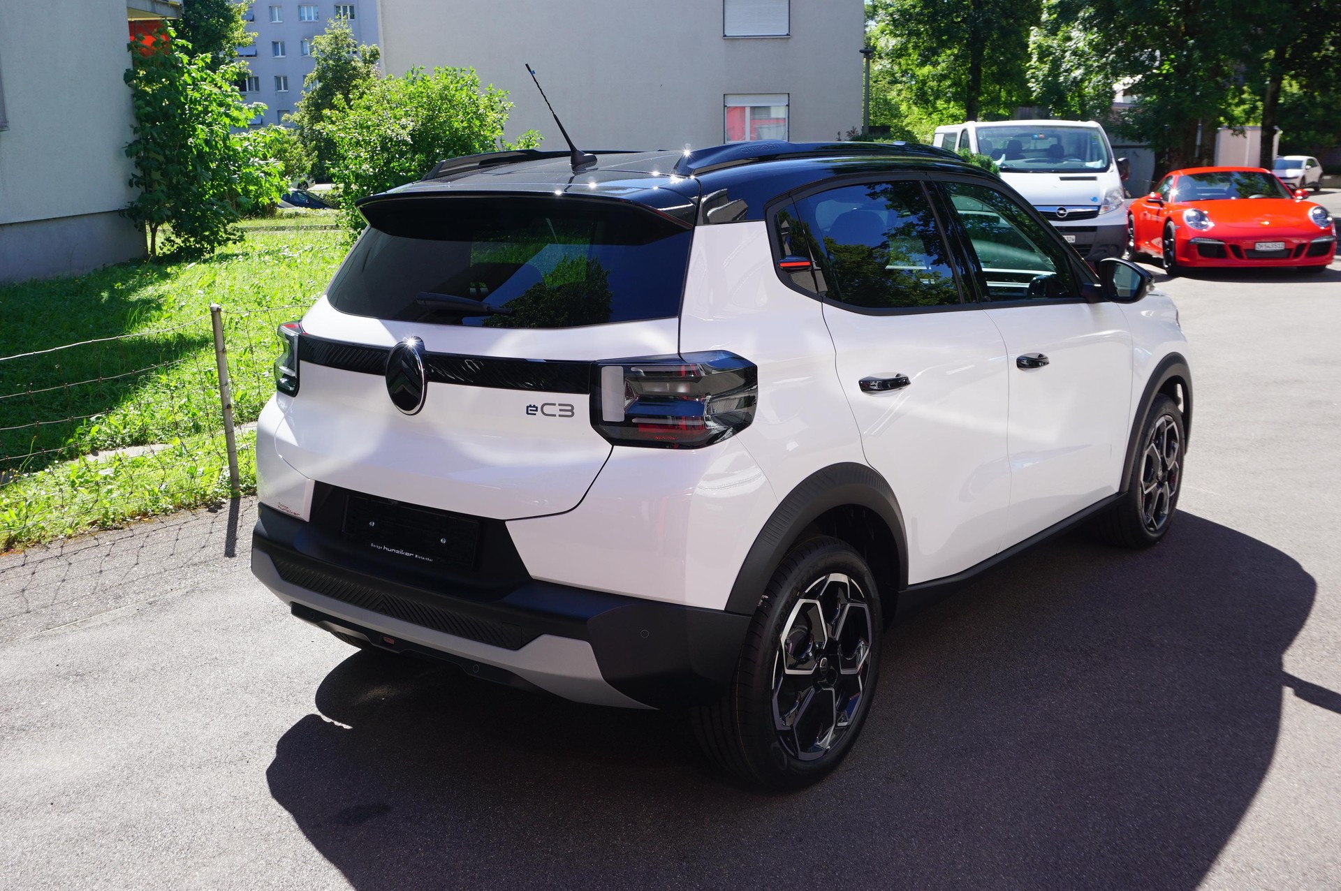 CITROEN e-C3 long range Edition Tricolore-image-1
