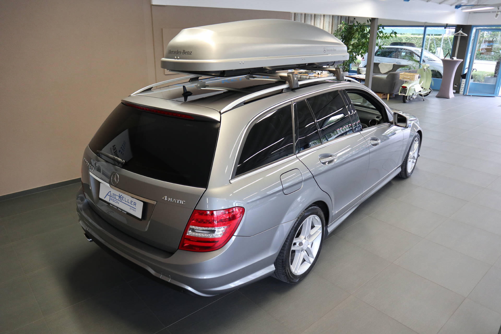 MERCEDES-BENZ C 250 CDI BlueEF Avantgarde 4m Kombi-image-6