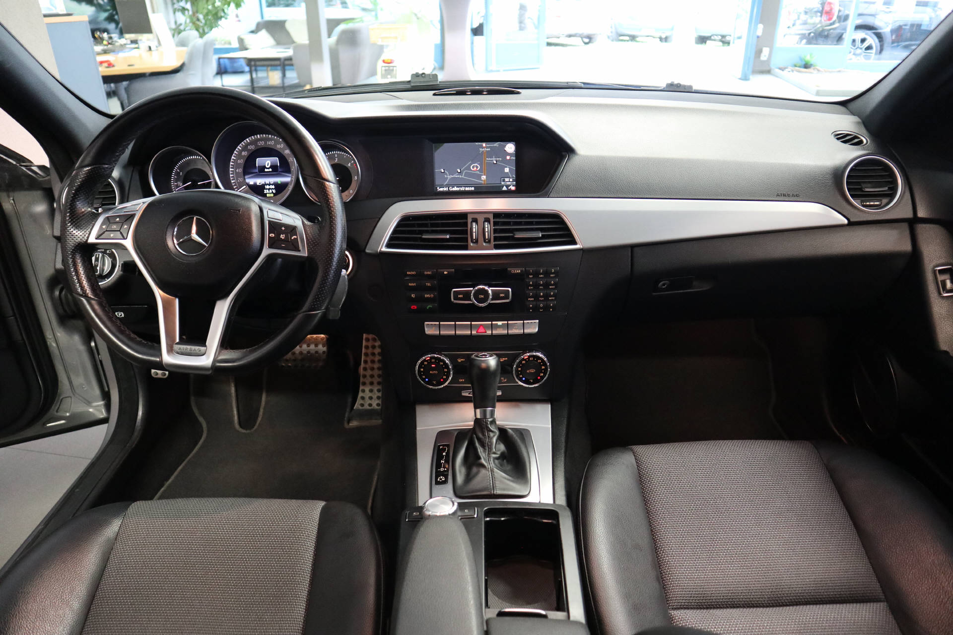 MERCEDES-BENZ C 250 CDI BlueEF Avantgarde 4m Kombi-image-12