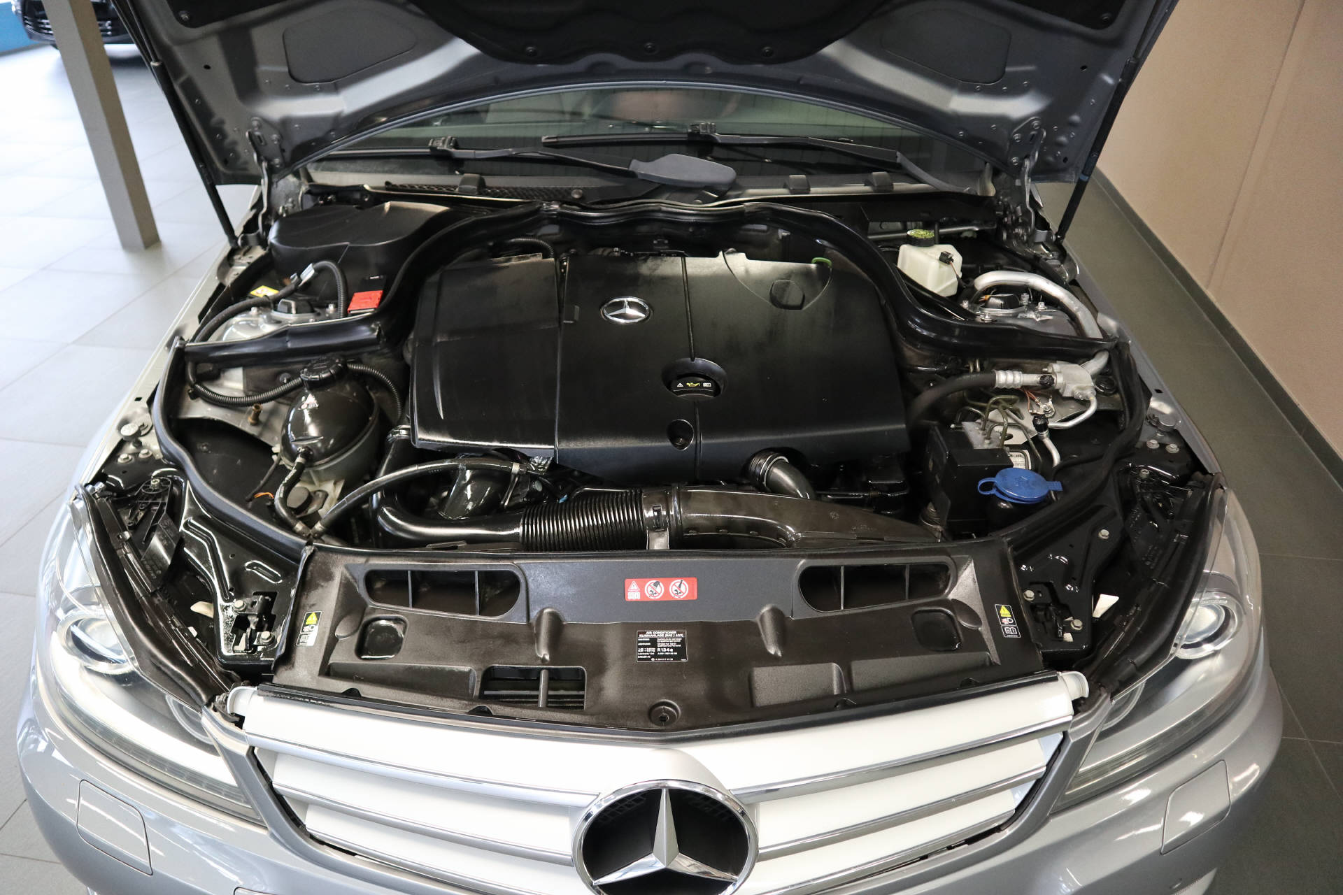 MERCEDES-BENZ C 250 CDI BlueEF Avantgarde 4m Kombi-image-15