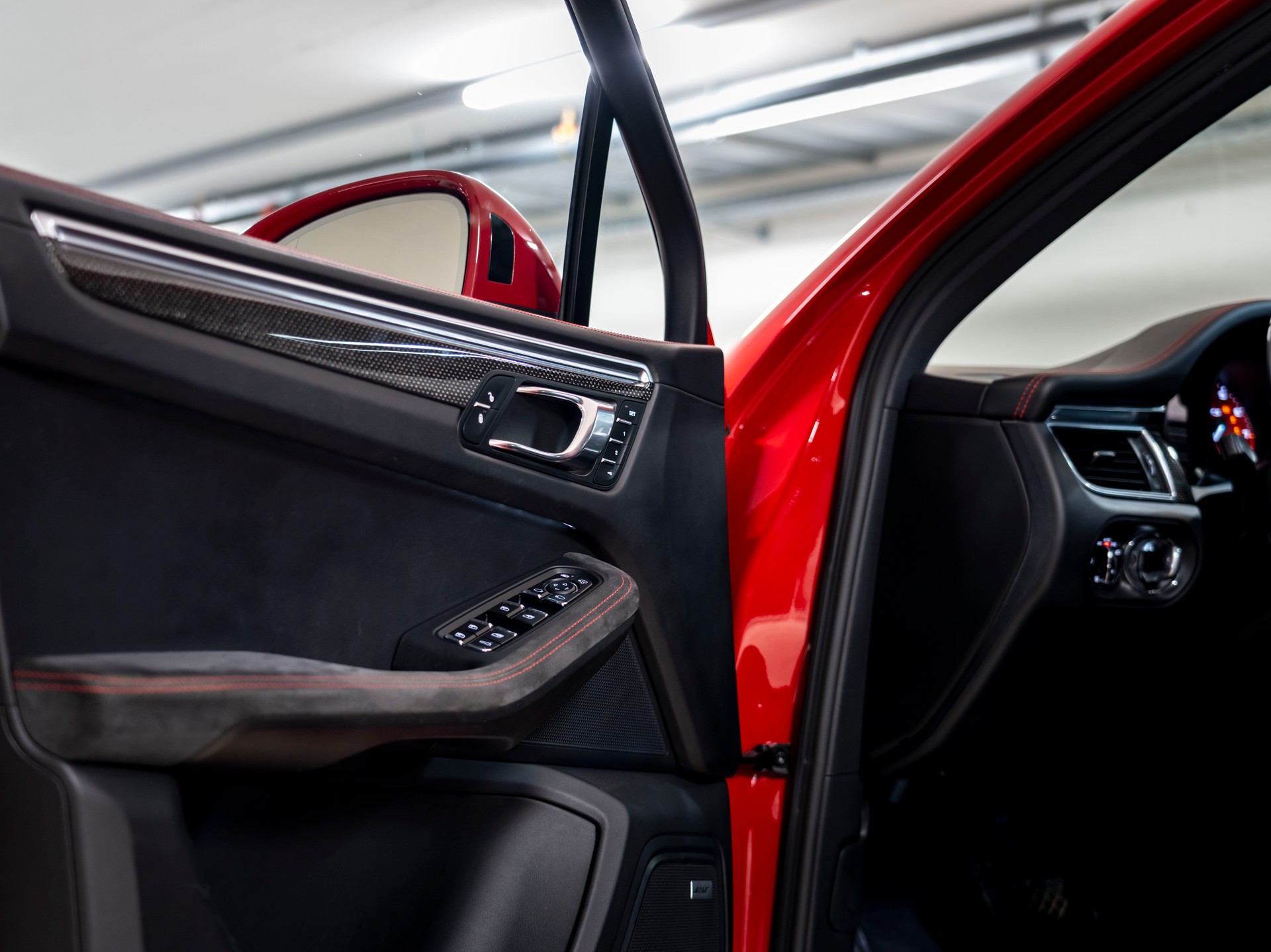 PORSCHE Macan GTS PDK-image-19