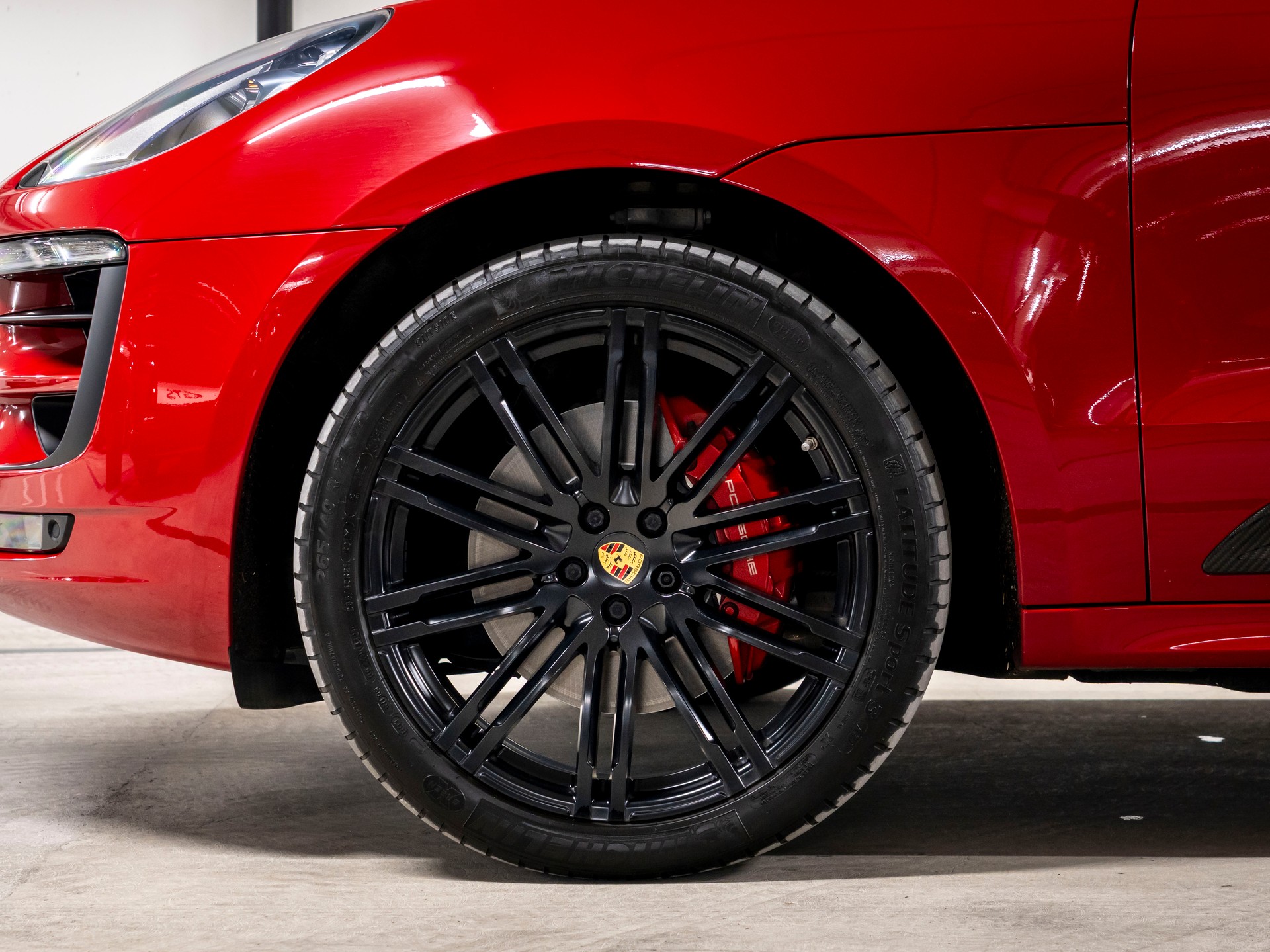 PORSCHE Macan GTS PDK-image-9