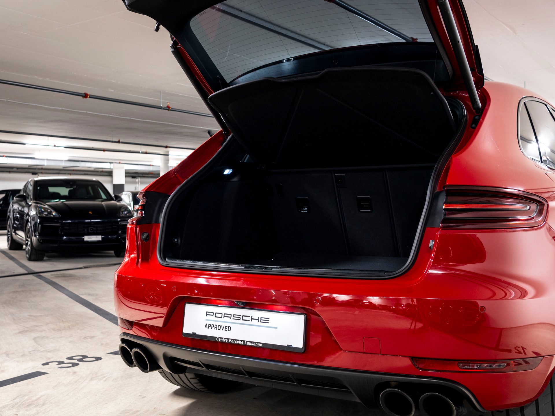 PORSCHE Macan GTS PDK-image-6