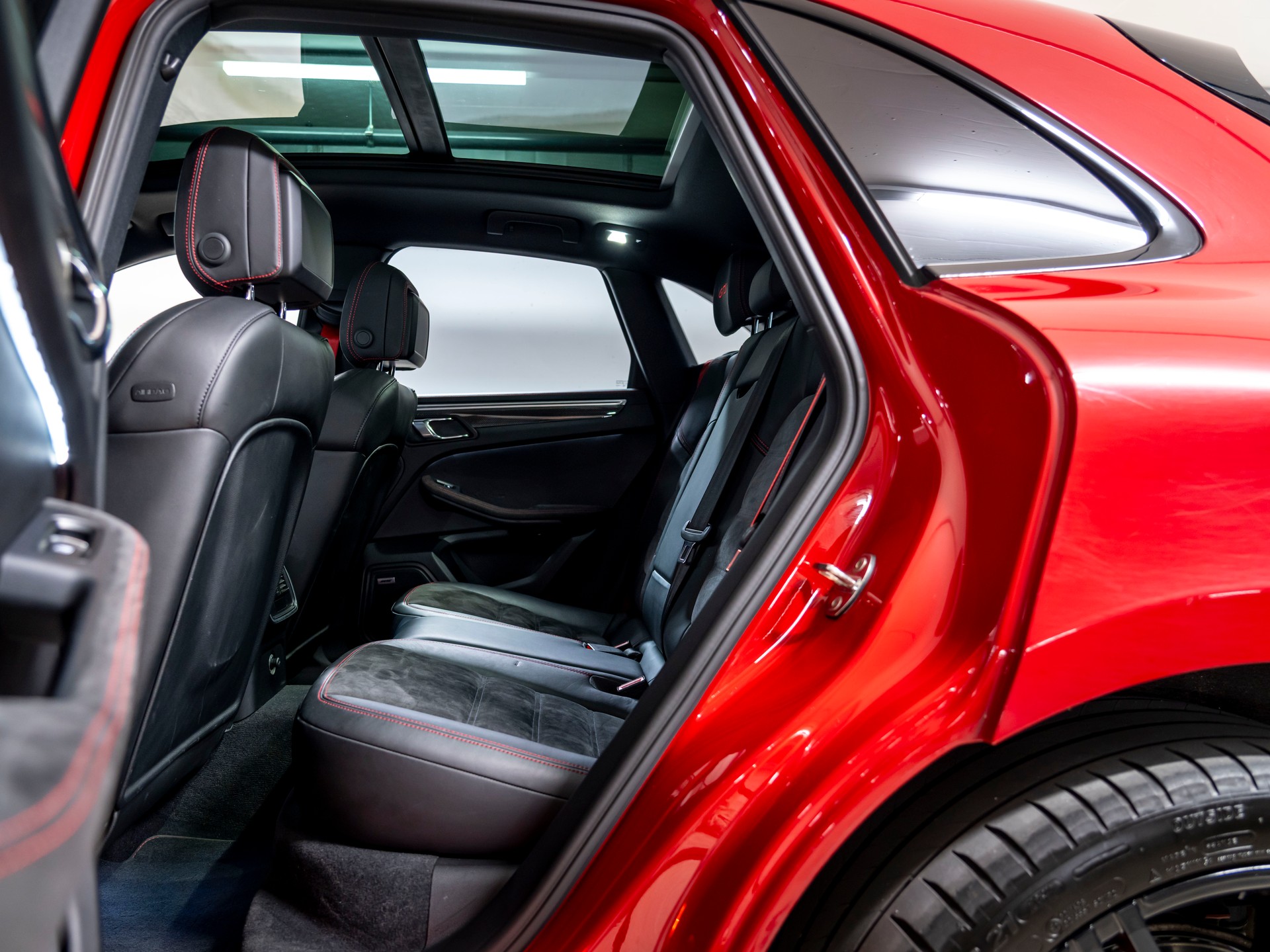 PORSCHE Macan GTS PDK-image-21