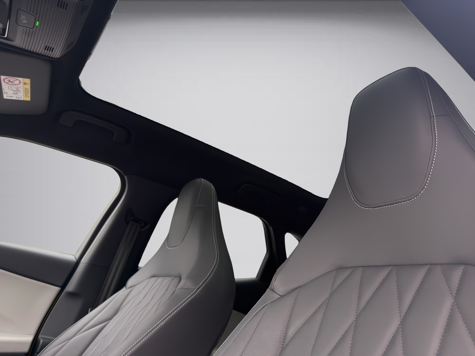 FORD Capri Extended Range Premium AWD-image-9
