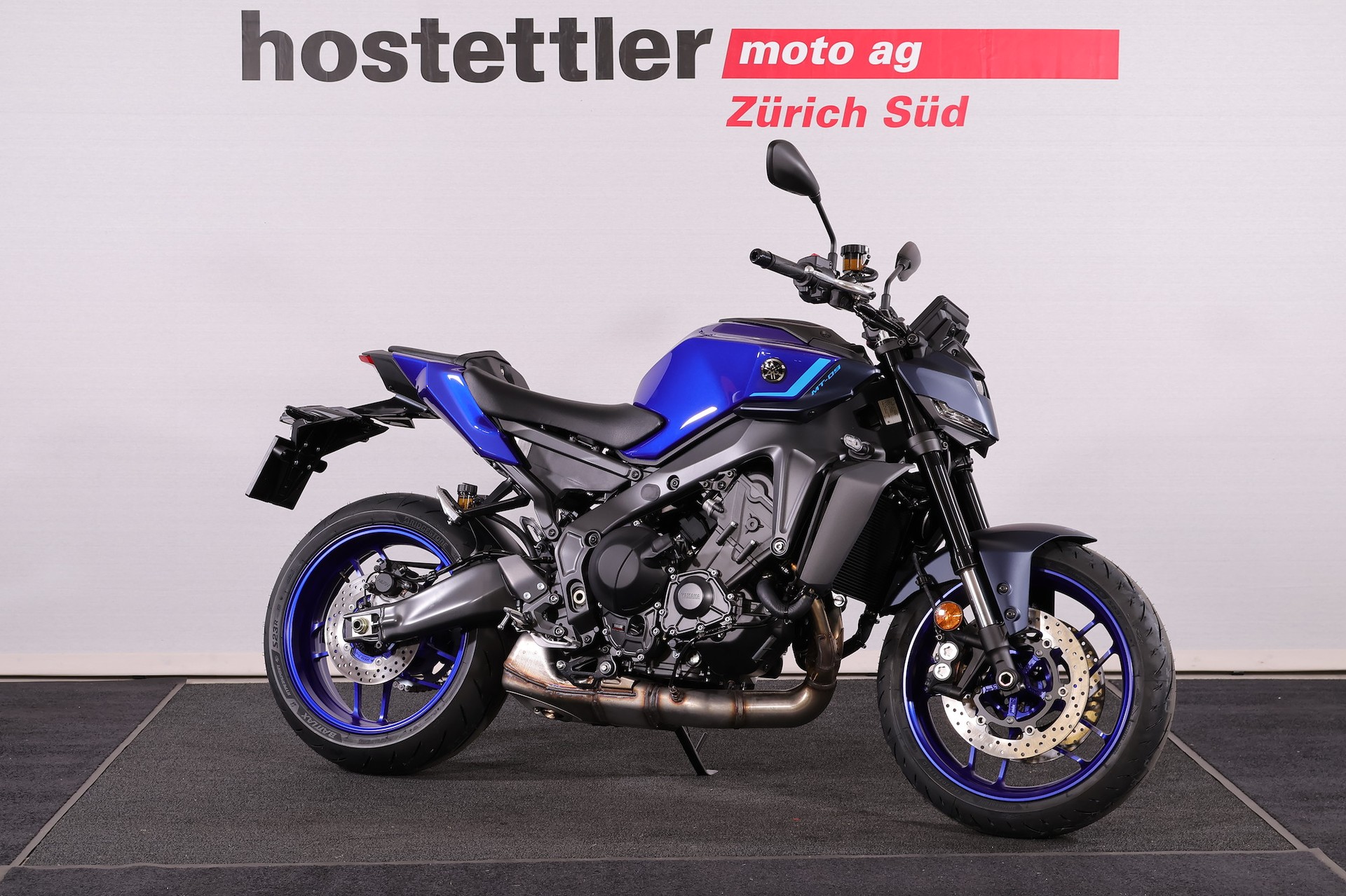 YAMAHA MT-09-showroom-element-2