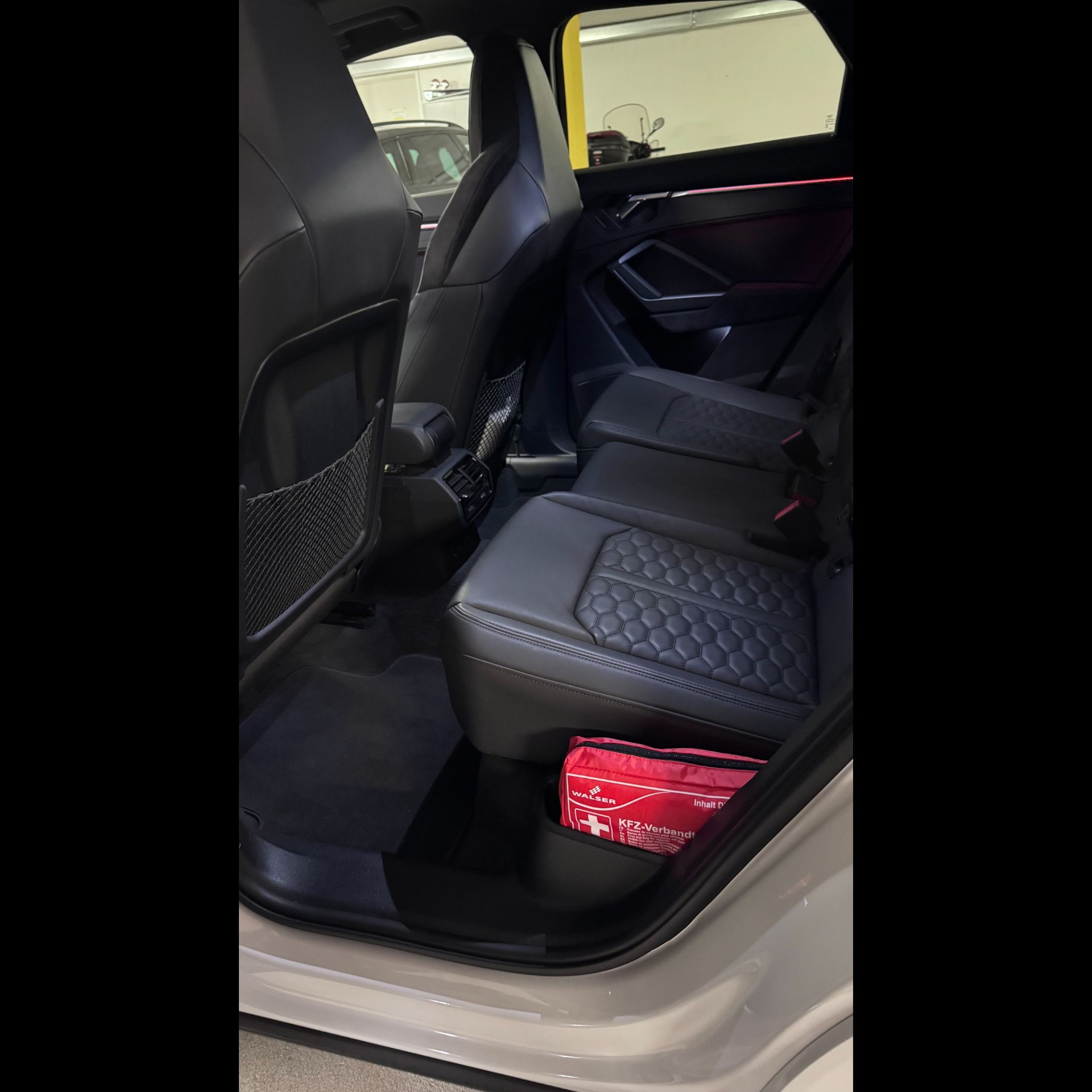 AUDI 2.5 TFSI quattro S-Tronic-image-6
