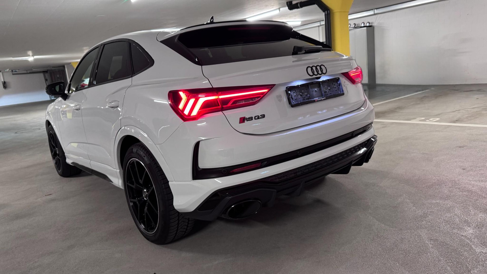 AUDI 2.5 TFSI quattro S-Tronic-image-2