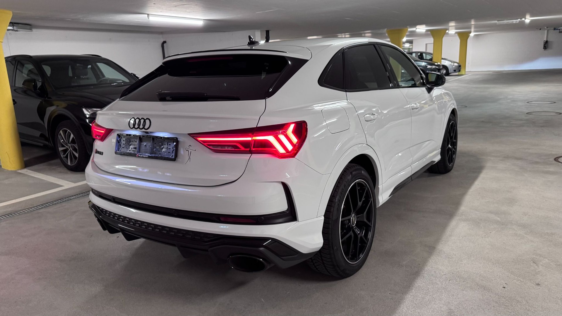 AUDI 2.5 TFSI quattro S-Tronic-image-1