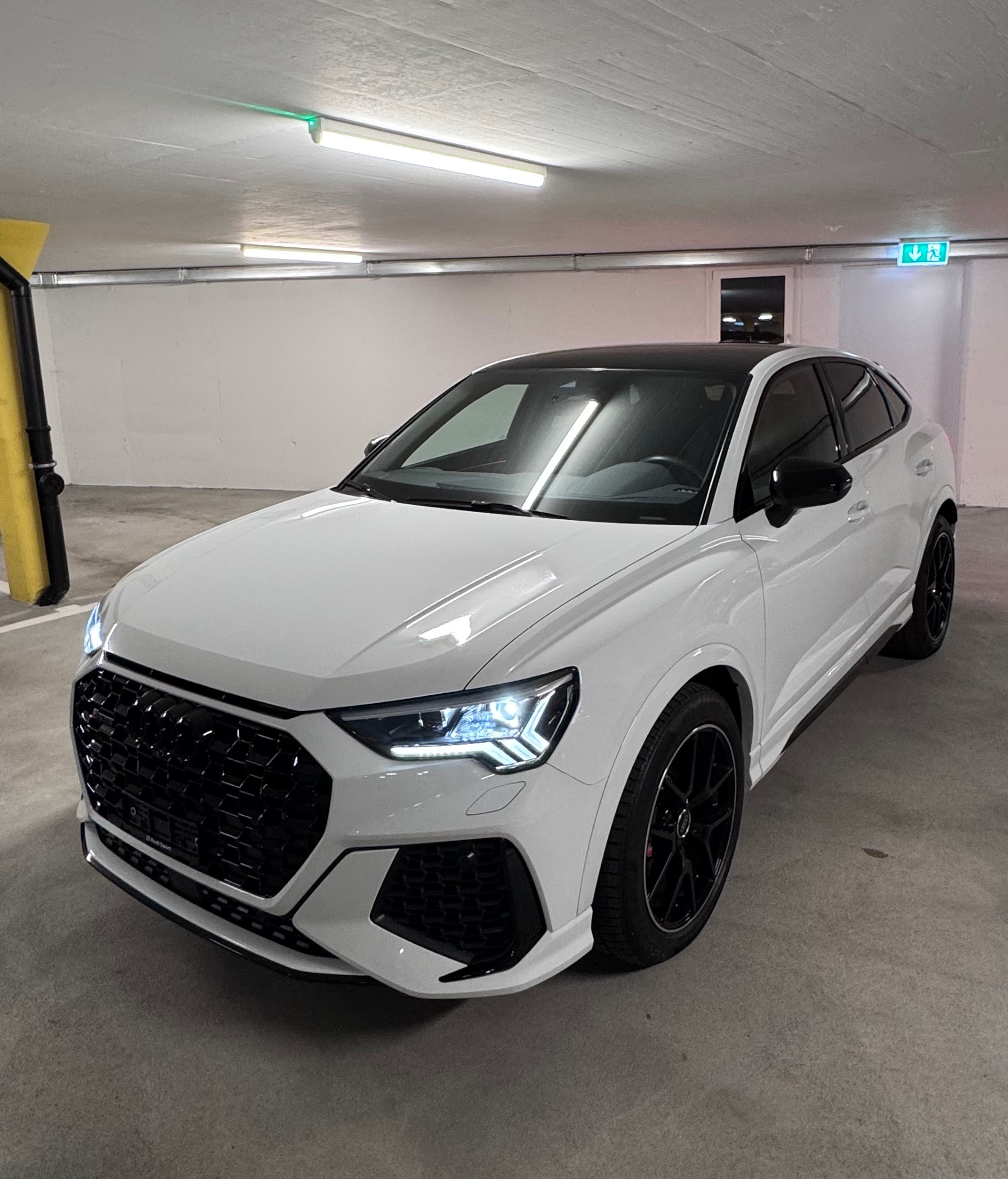 AUDI 2.5 TFSI quattro S-Tronic-image-0