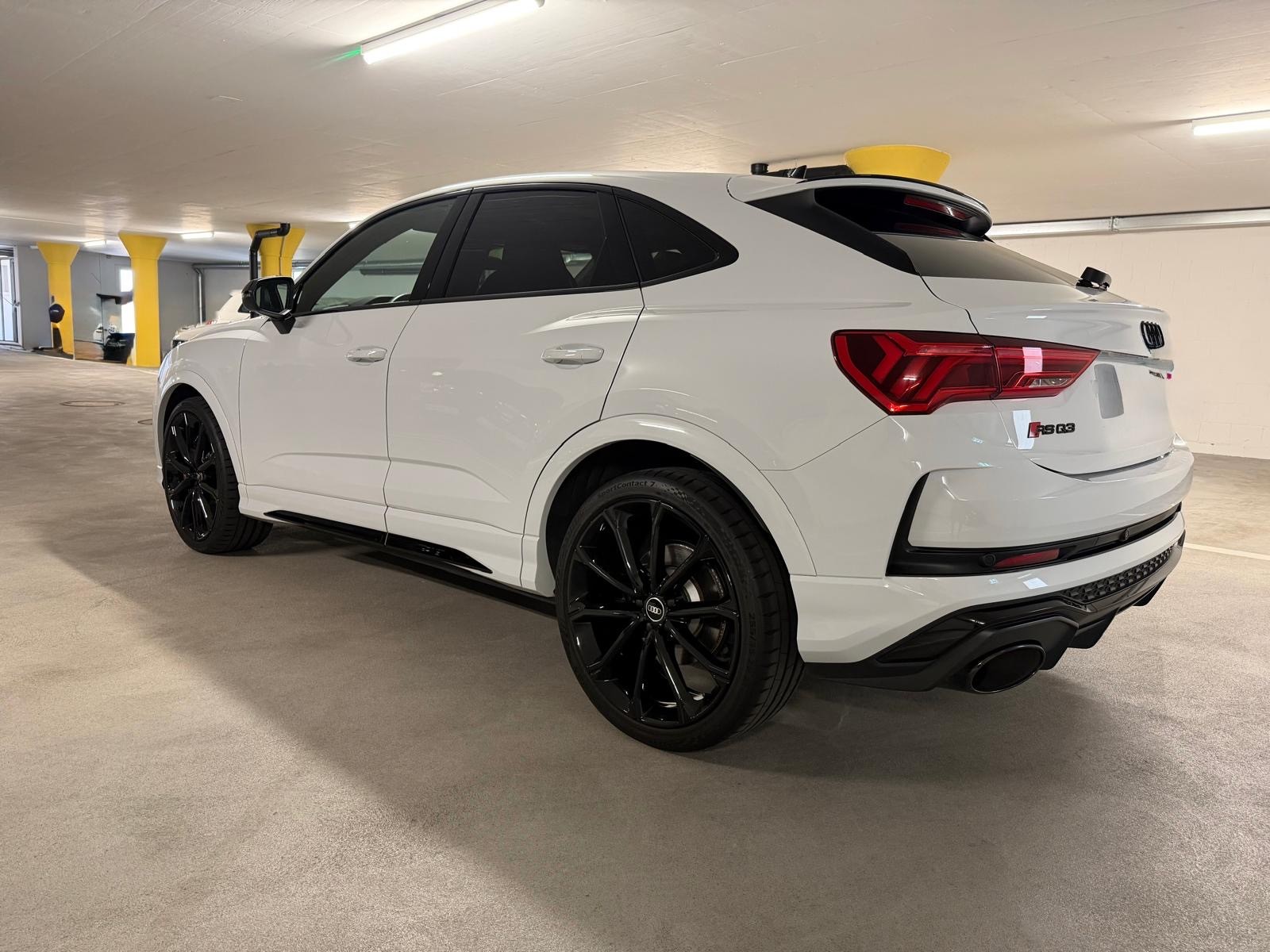 AUDI RS Q3 2.5 TFSI quattro S-Tronic Sportback-image-1