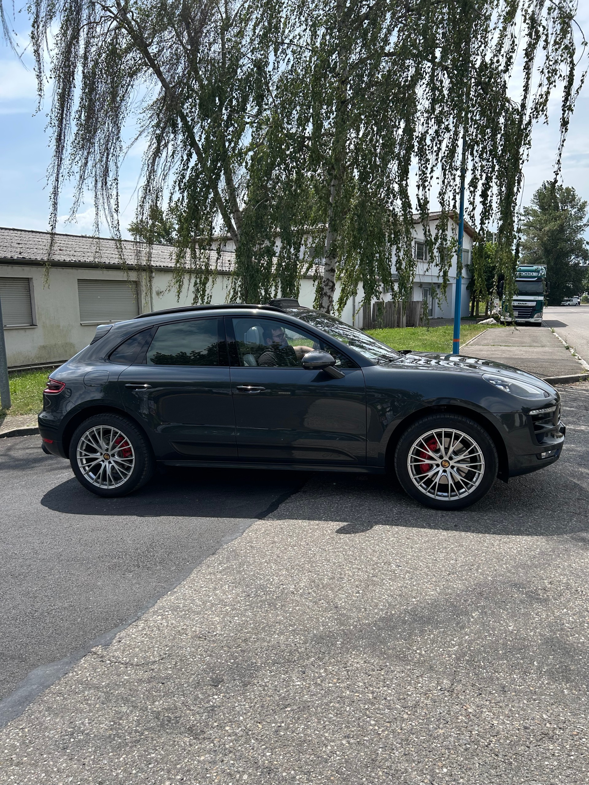 PORSCHE 3.0 V6 GTS-image-3