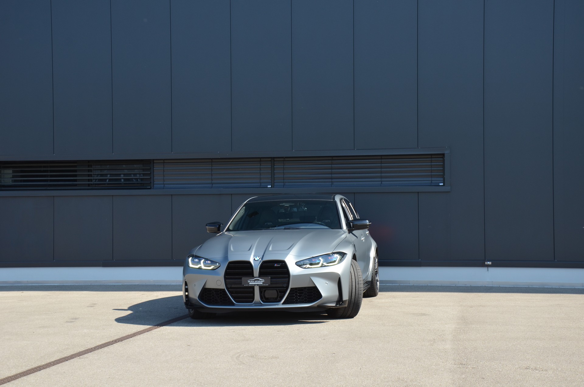 BMW M3 Competition M xDrive-image-4