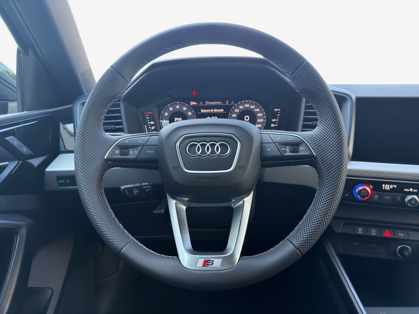AUDI A1 Sportback 30 TFSI S Line Attraction S-tronic-image-10