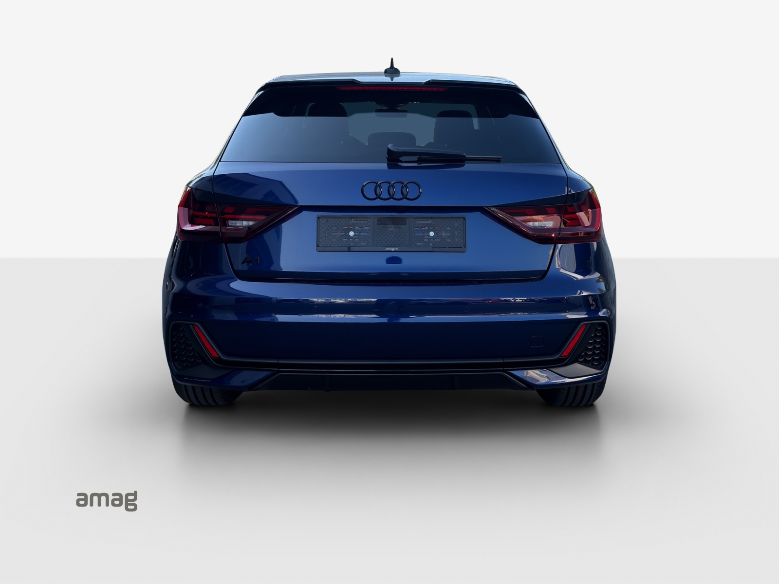 AUDI A1 Sportback 30 TFSI S Line Attraction S-tronic-image-4