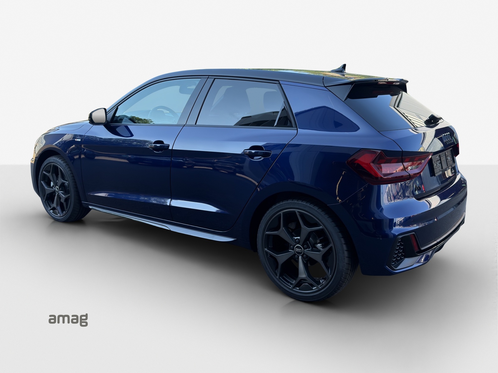 AUDI A1 Sportback 30 TFSI S Line Attraction S-tronic-image-2