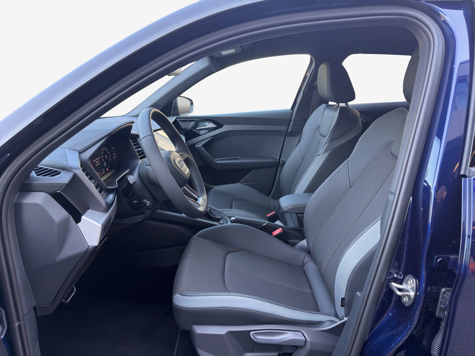 AUDI A1 Sportback 30 TFSI S Line Attraction S-tronic-image-8