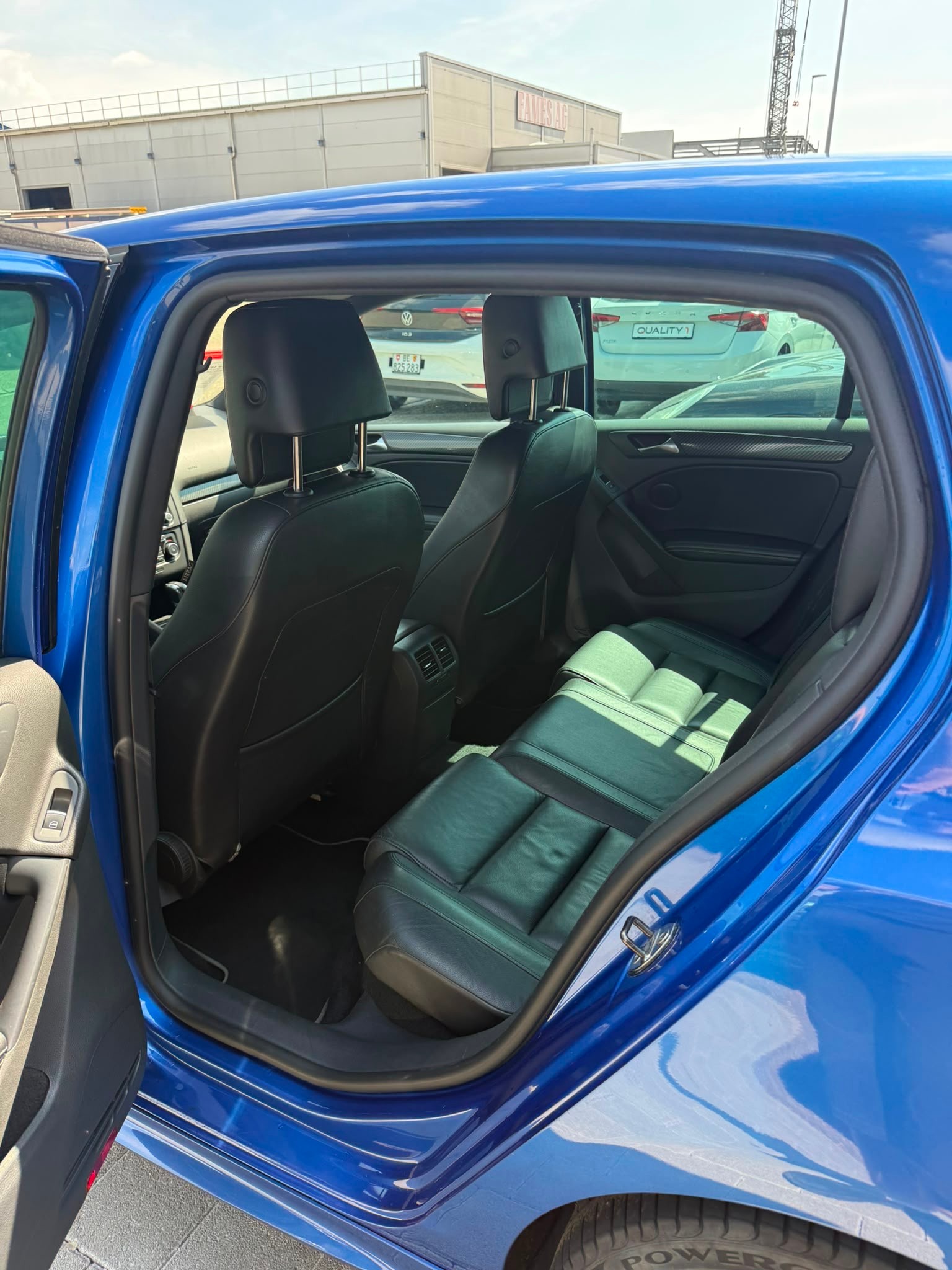 VW Golf 2.0 TSI R Team 4Motion DSG-image-17