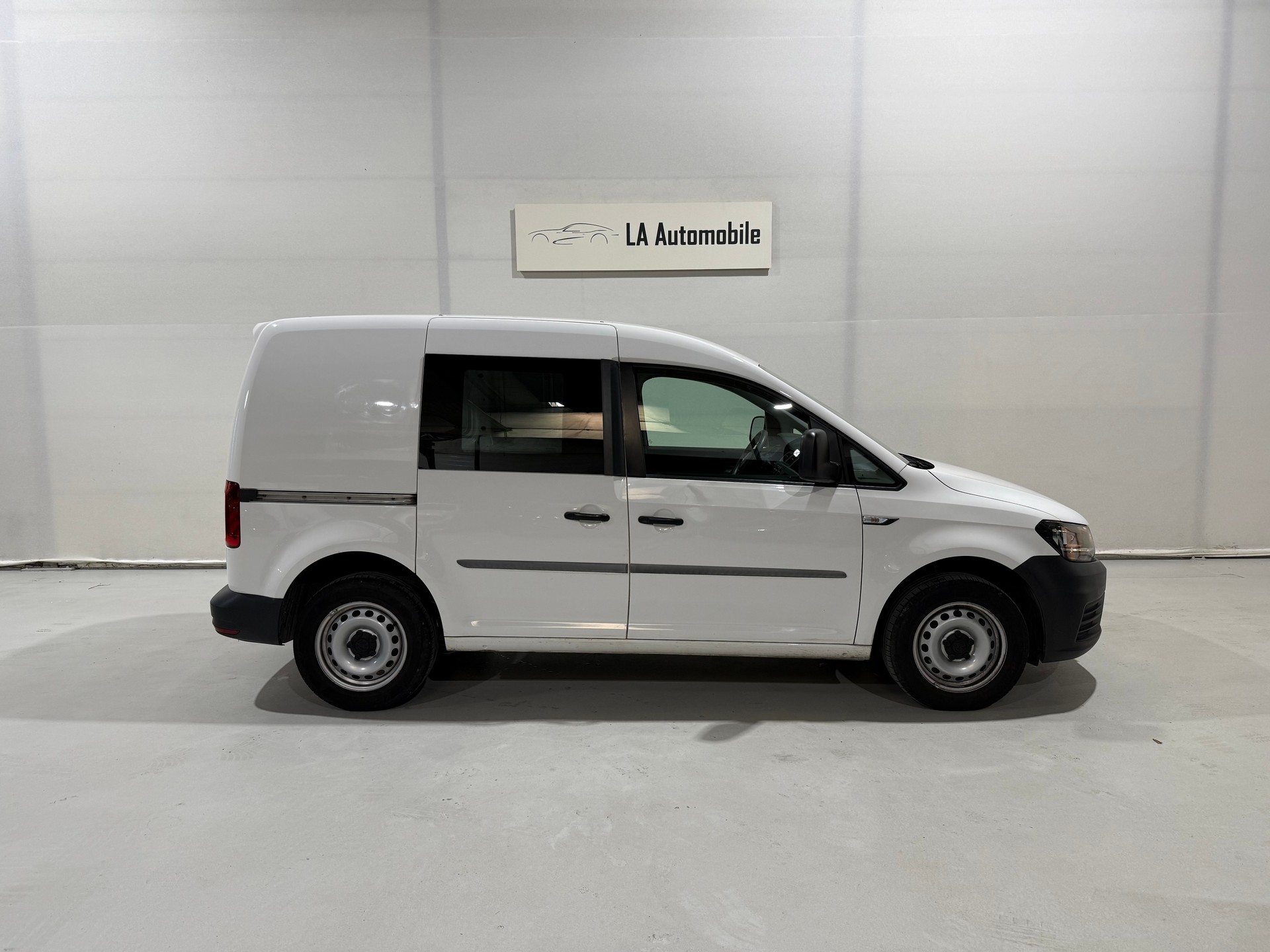 VW Caddy 1.2 TSI Entry BlueMotion Technology-image-6