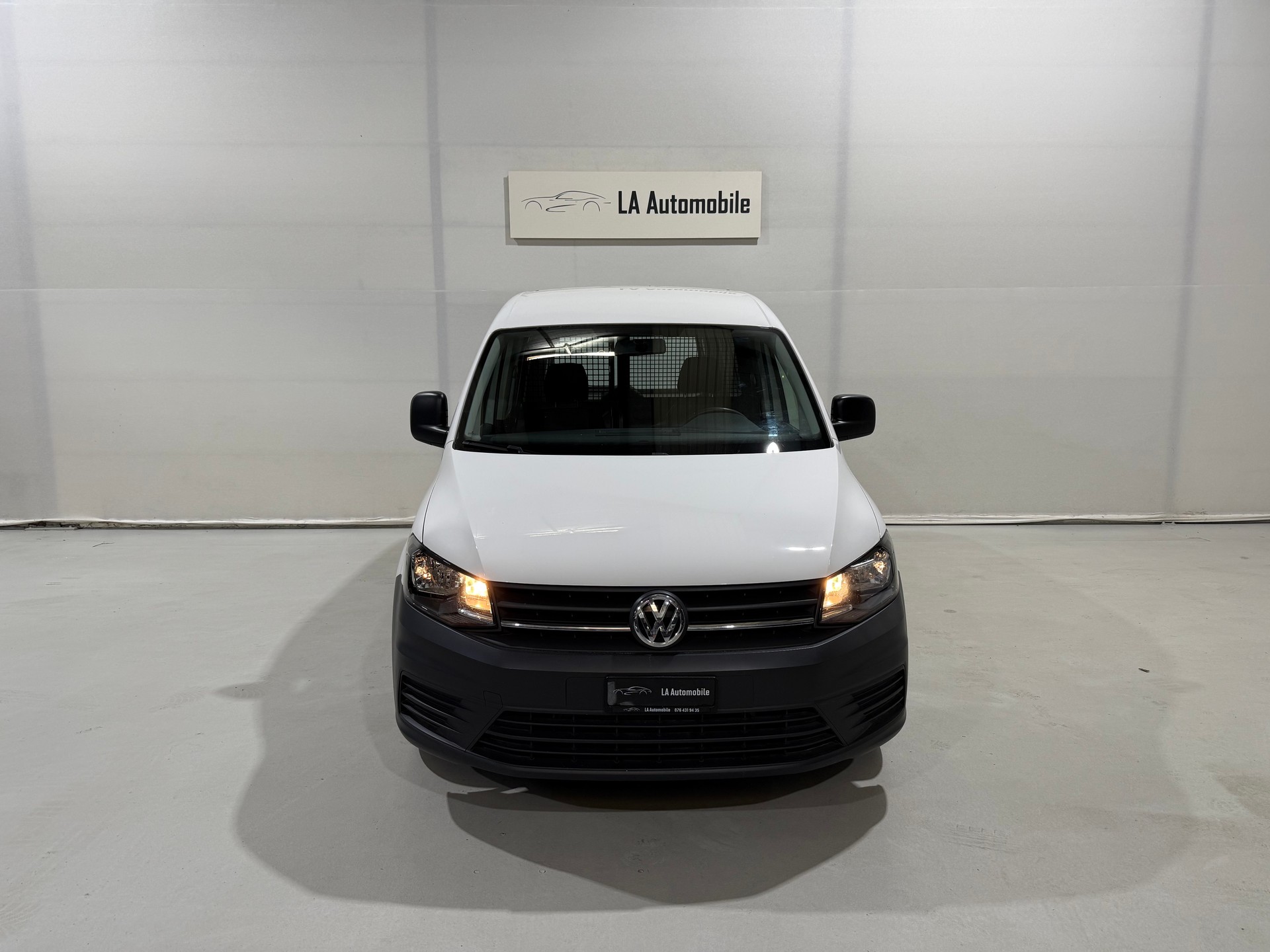 VW Caddy 1.2 TSI Entry BlueMotion Technology-image-3