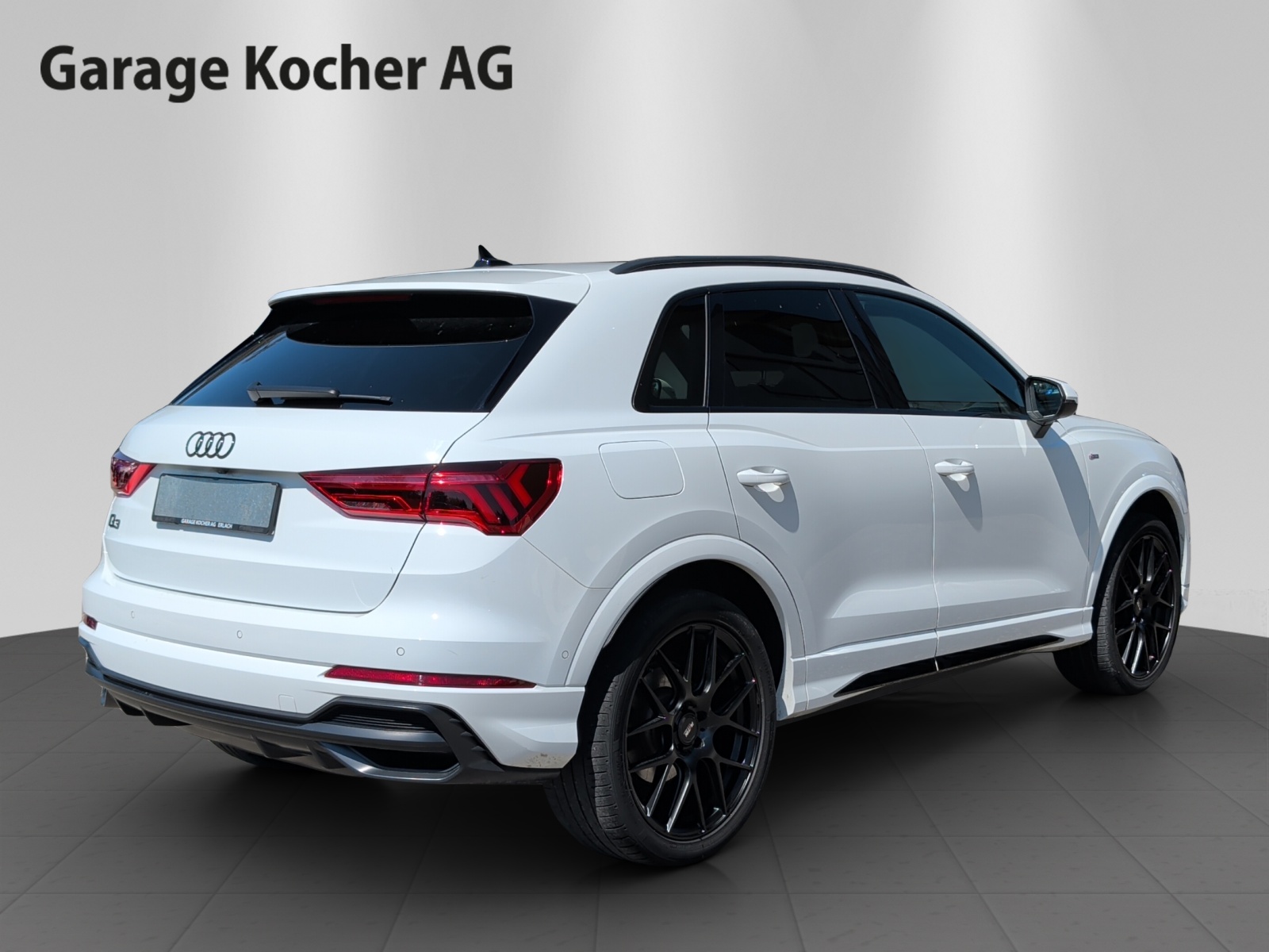 AUDI Q3 35 TFSI S line Attraction S-tronic-image-5