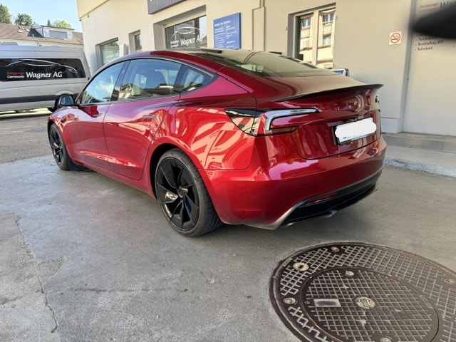 TESLA Model 3 Performance D-image-1