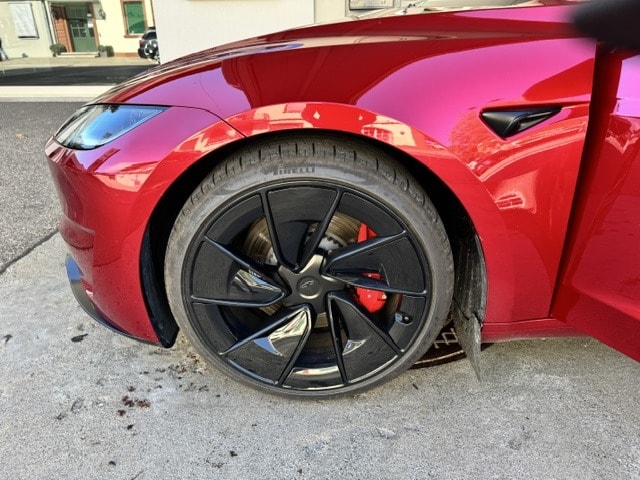 TESLA Model 3 Performance D-image-3