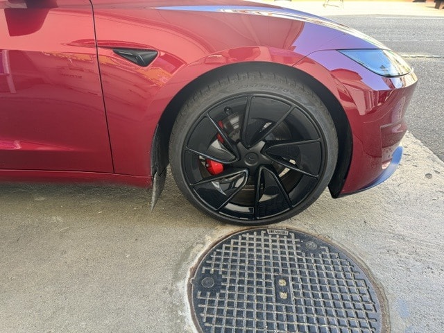 TESLA Model 3 Performance D-image-8