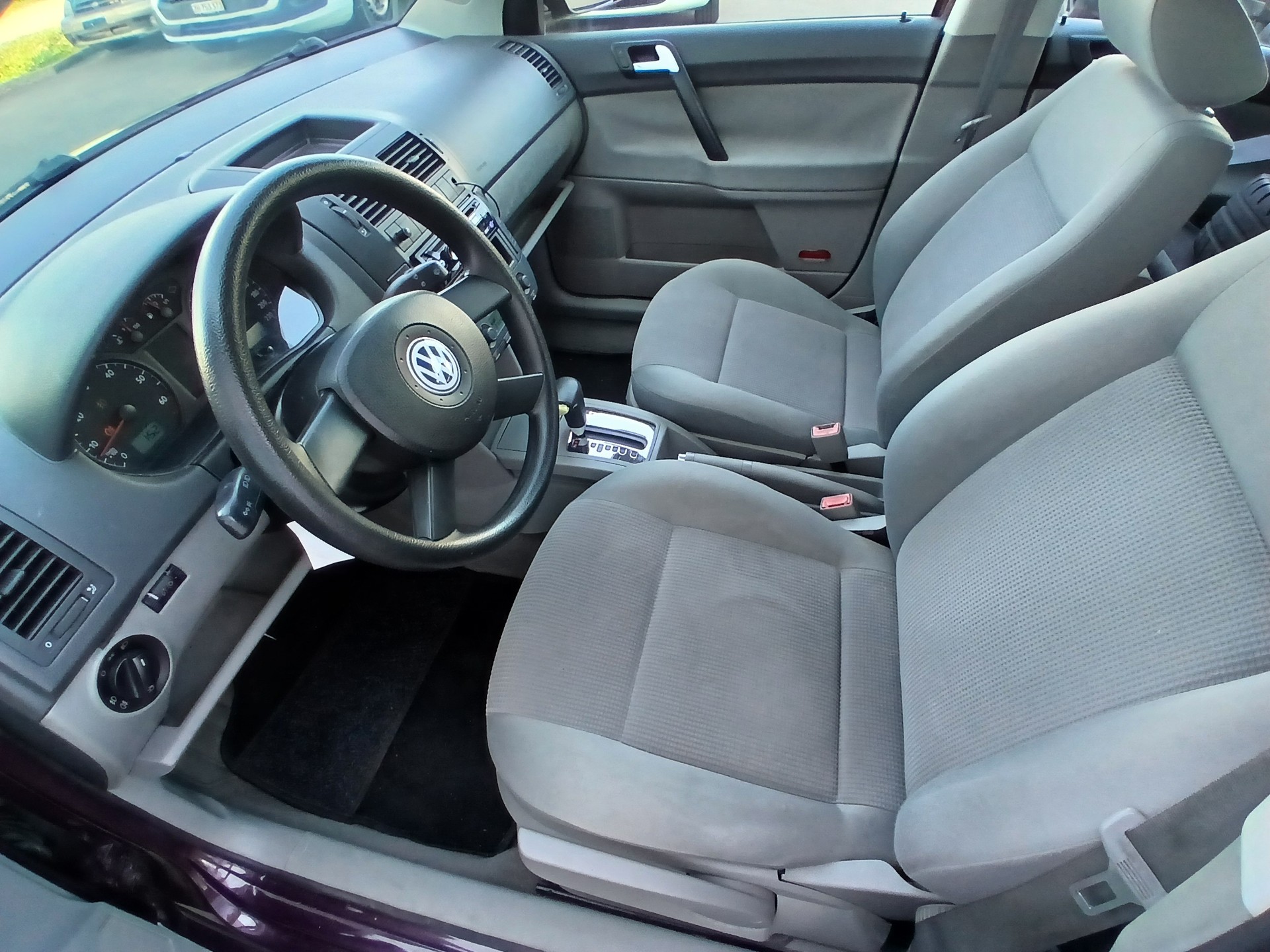 VW Polo 1.4 16V Comfortline-image-9