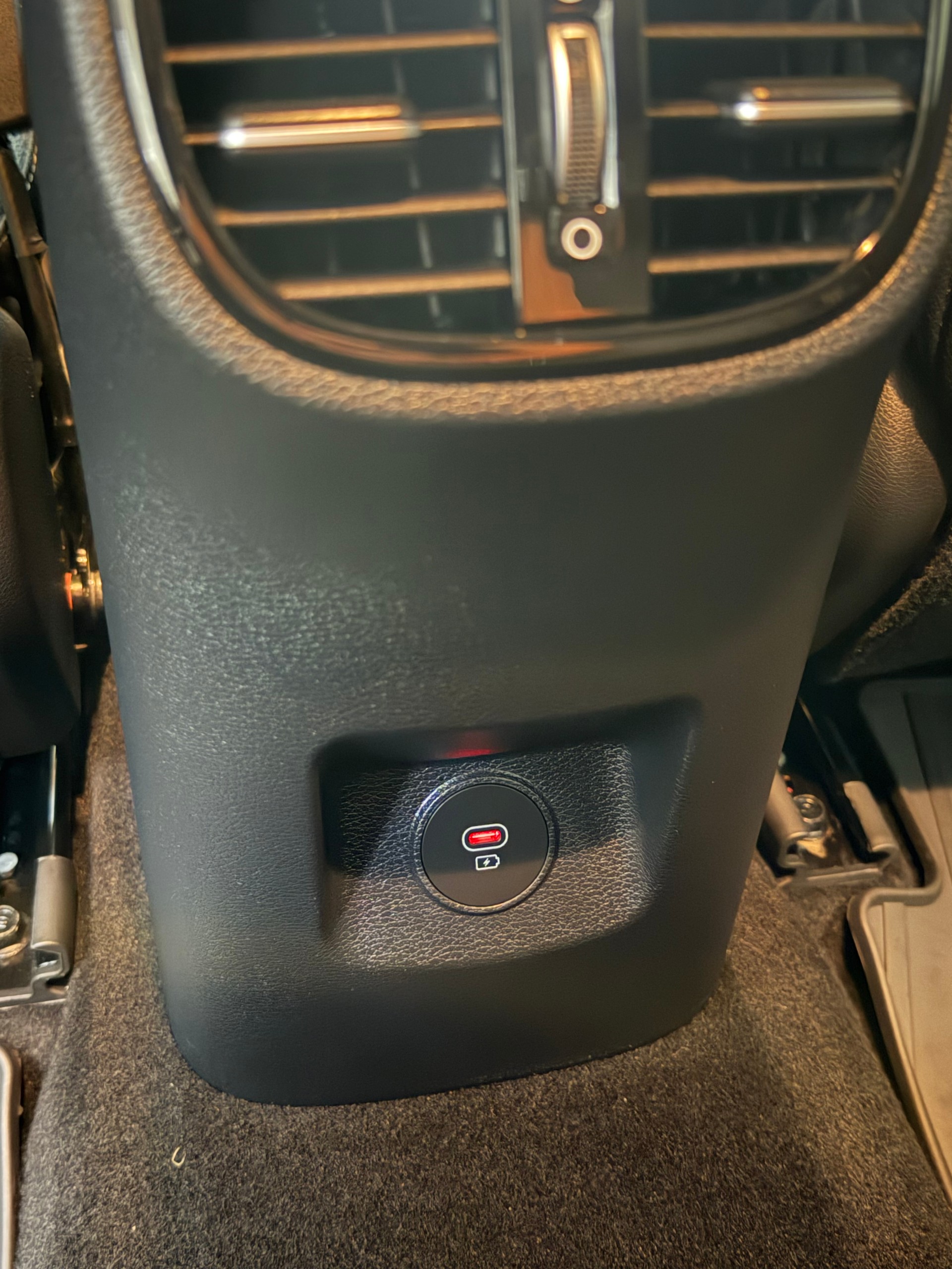 KIA Xceed 1.6 GDi Plug-in Hybrid Style DCT-image-17